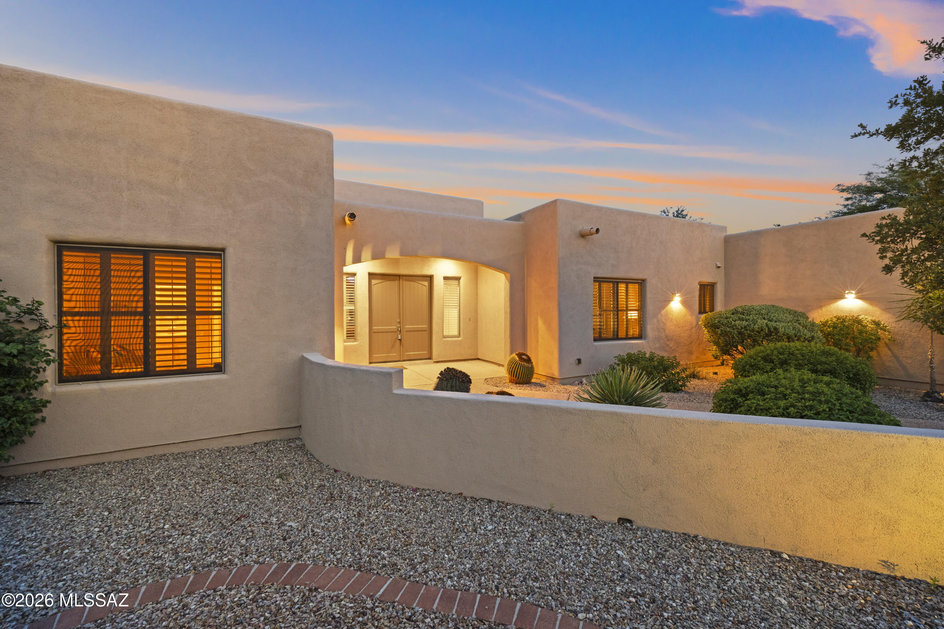 560 W Quiet Springs Drive
