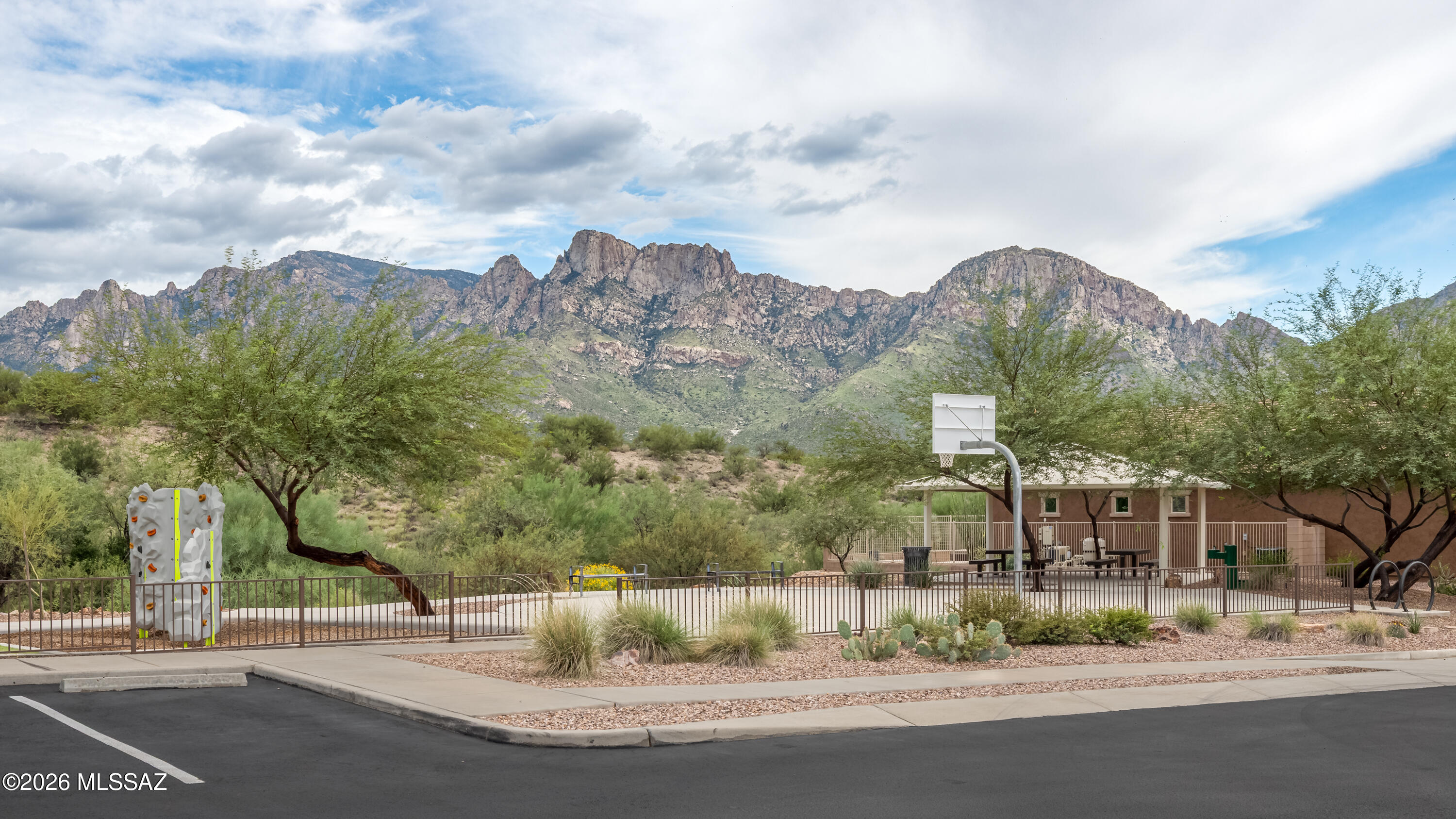11981 N Silver Village Place