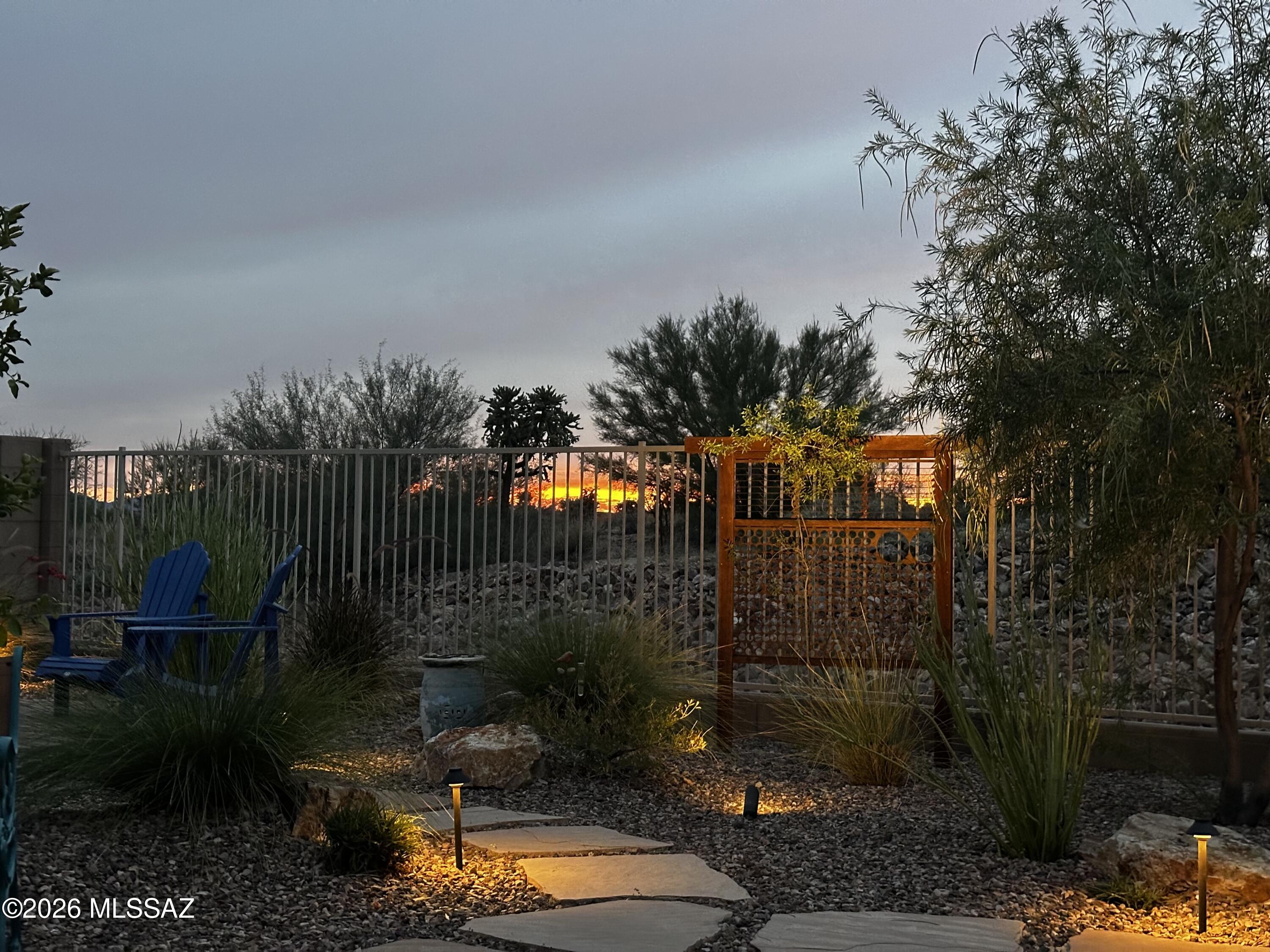 11981 N Silver Village Place