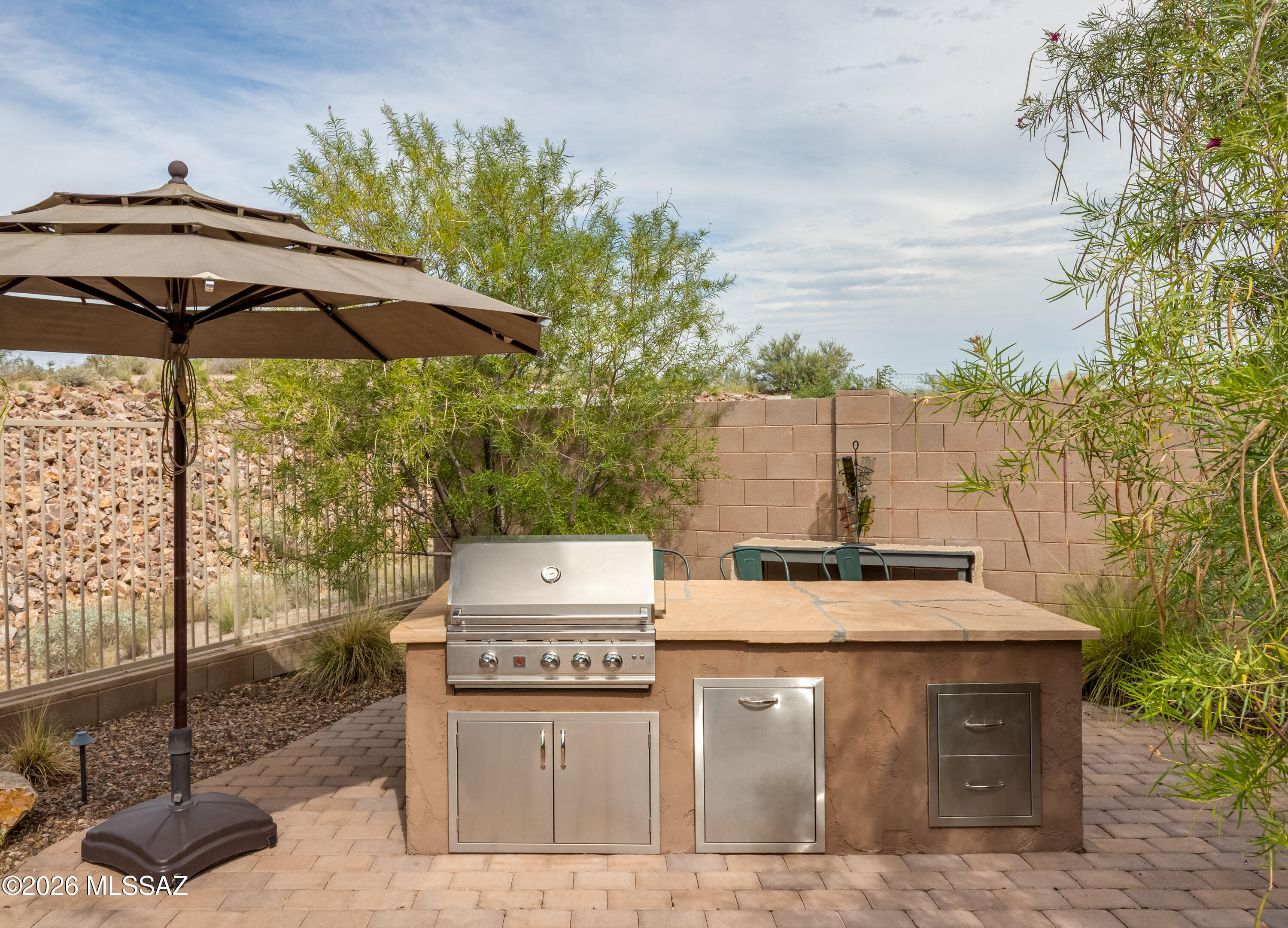 11981 N Silver Village Place