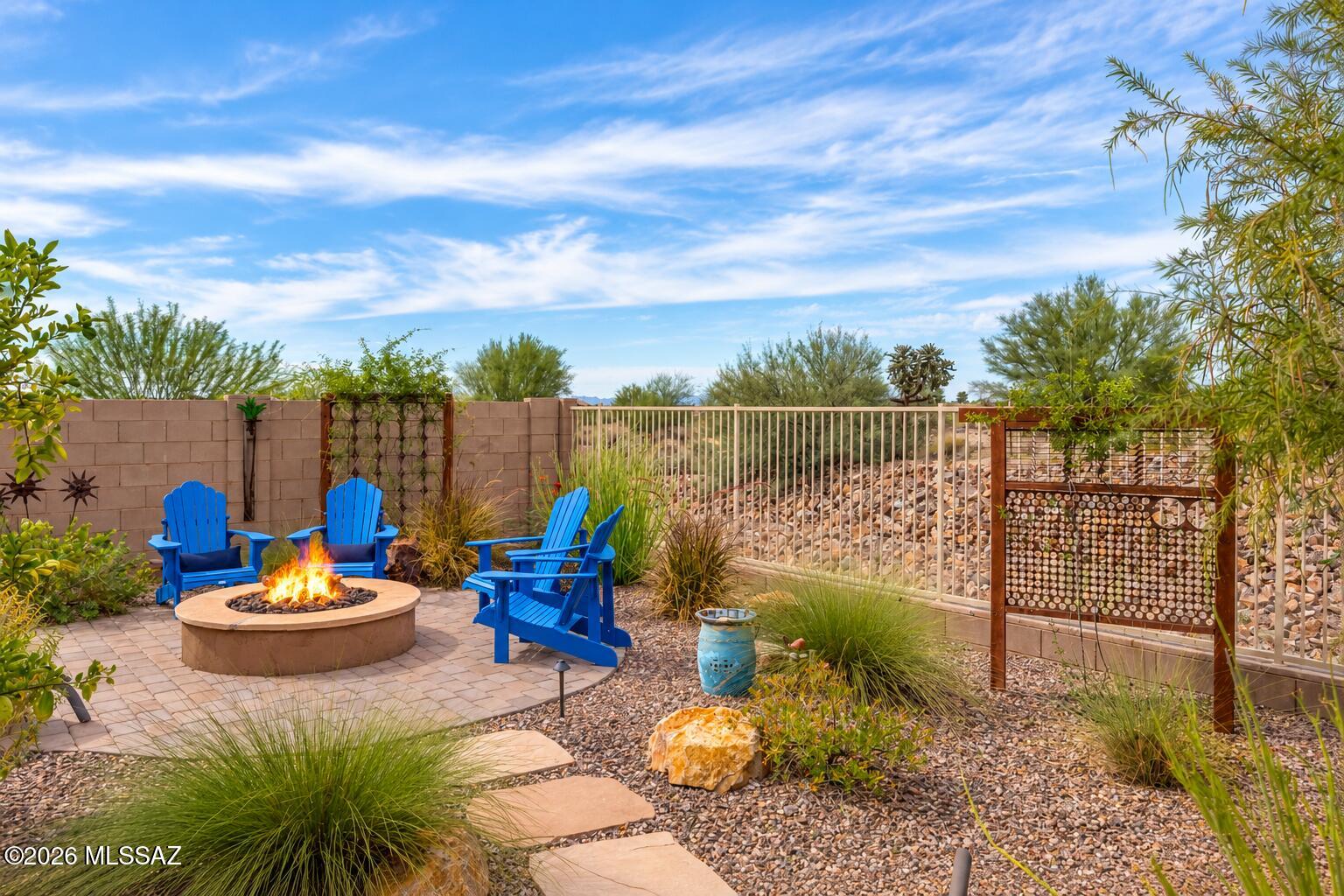 11981 N Silver Village Place