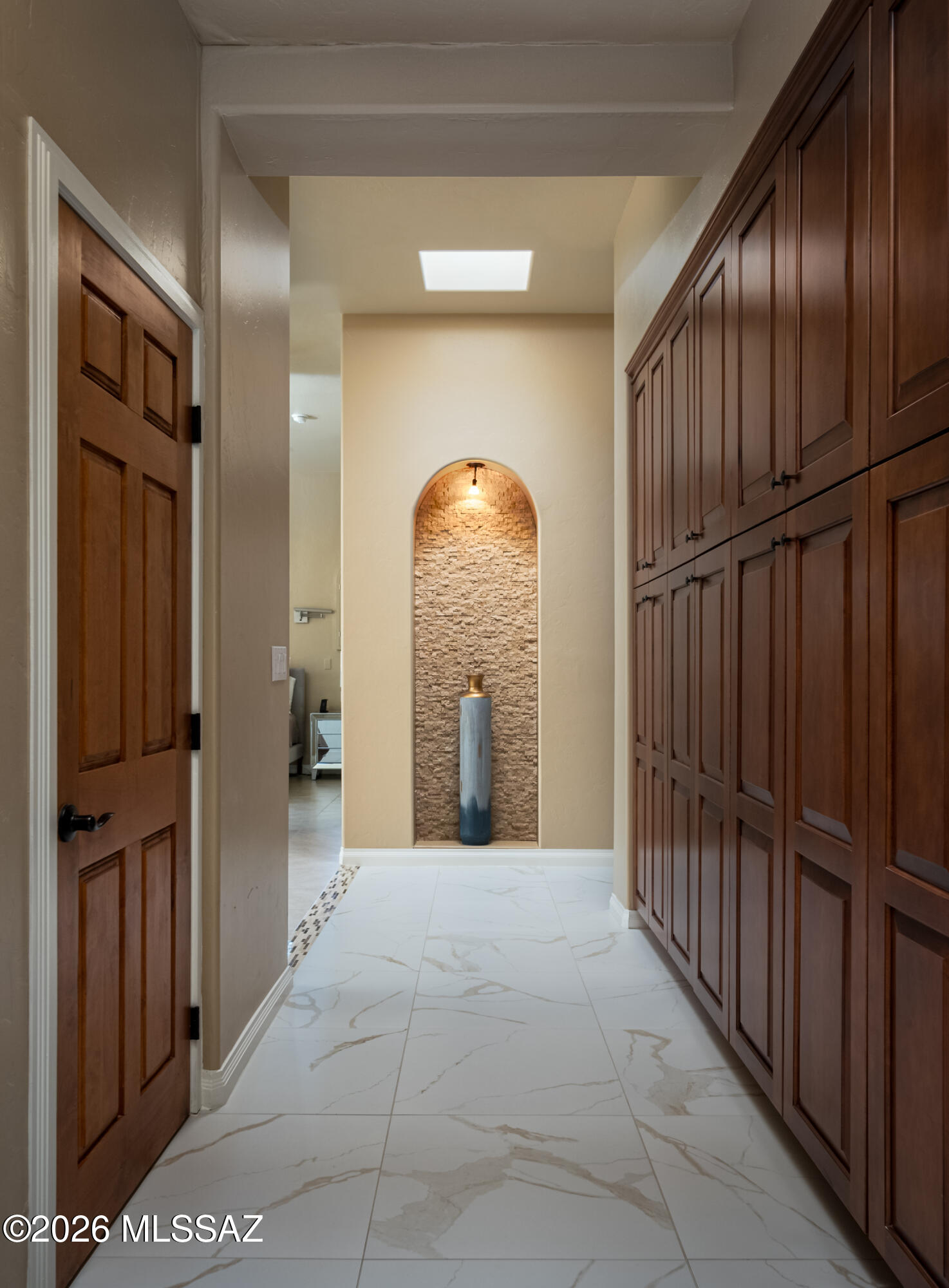 1030 W Soft Wind Place