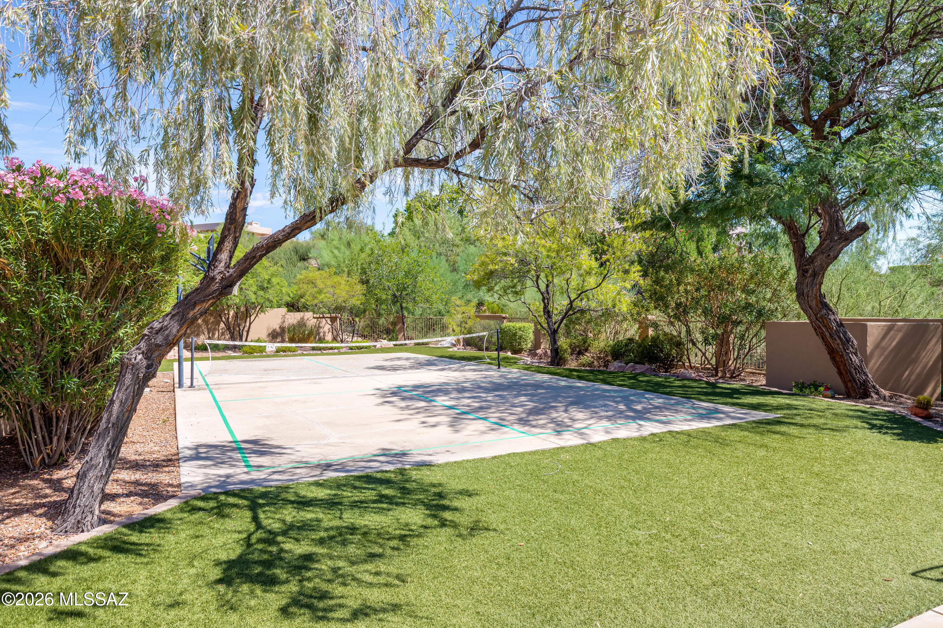 1030 W Soft Wind Place