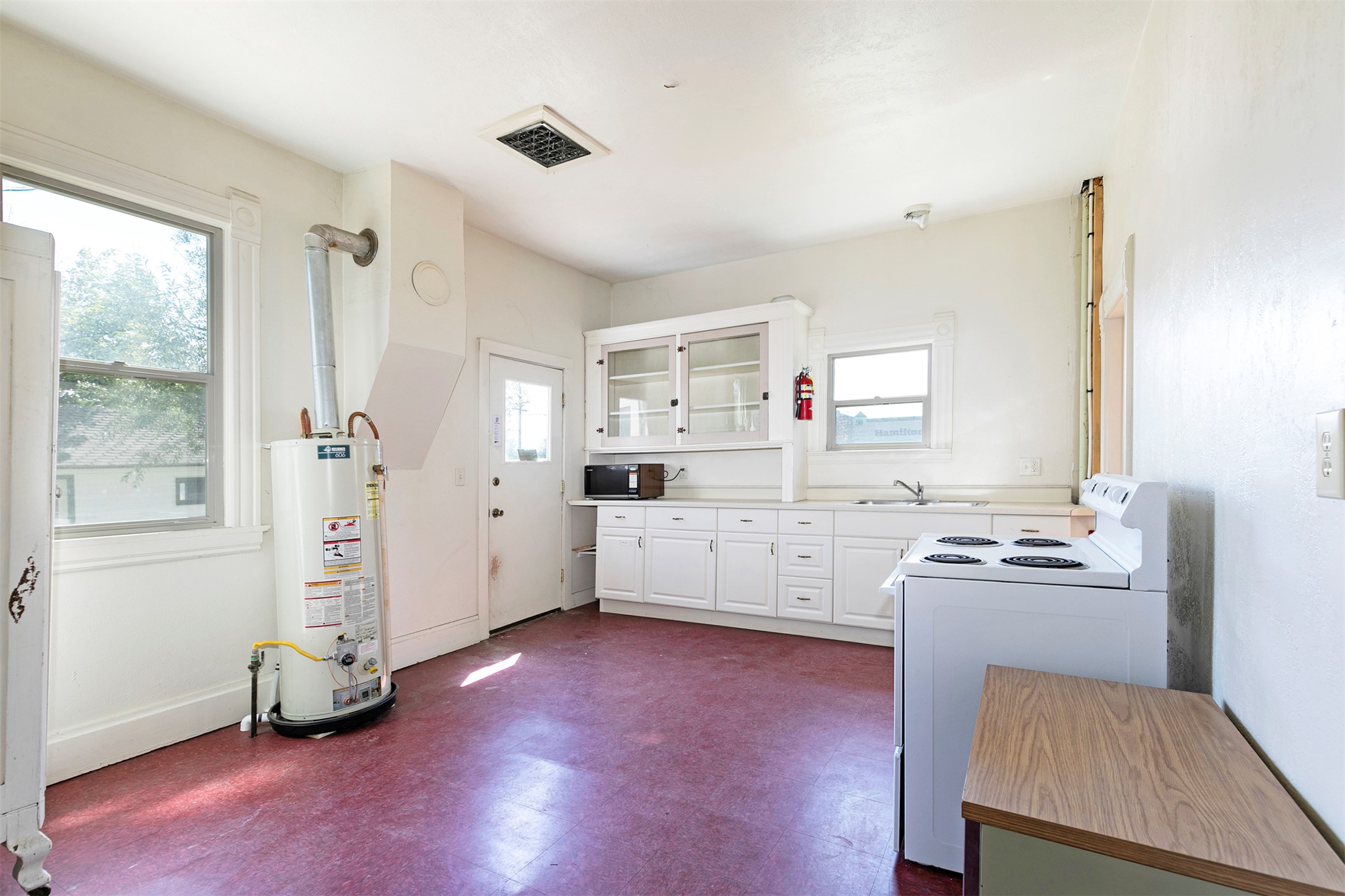 524 S 1st Street