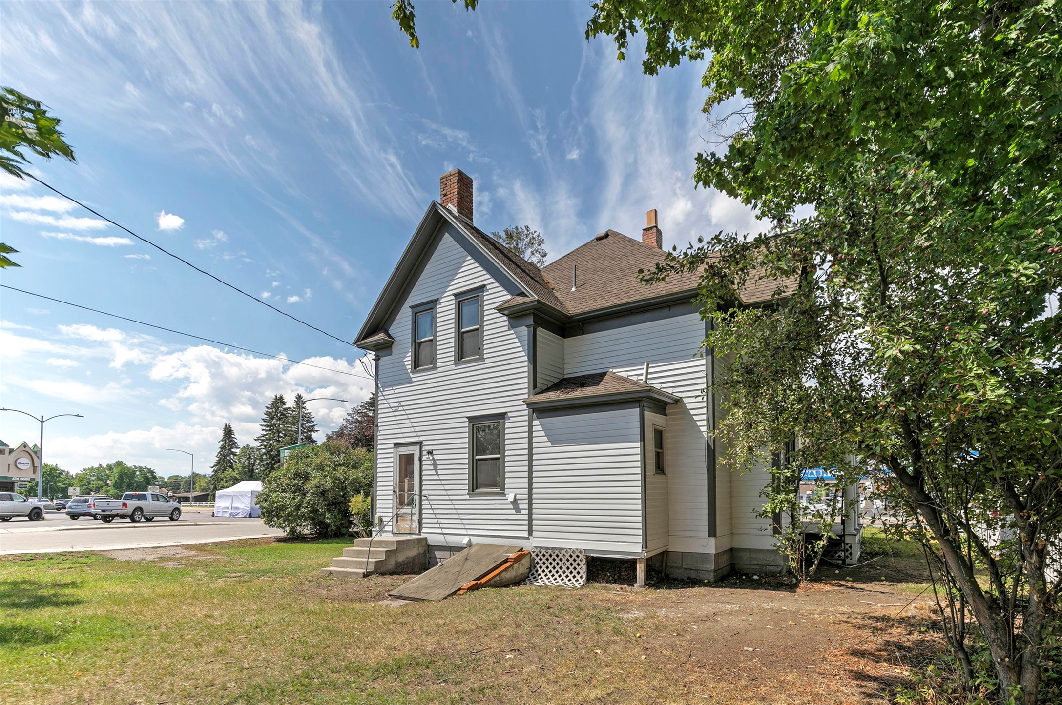 524 S 1st Street