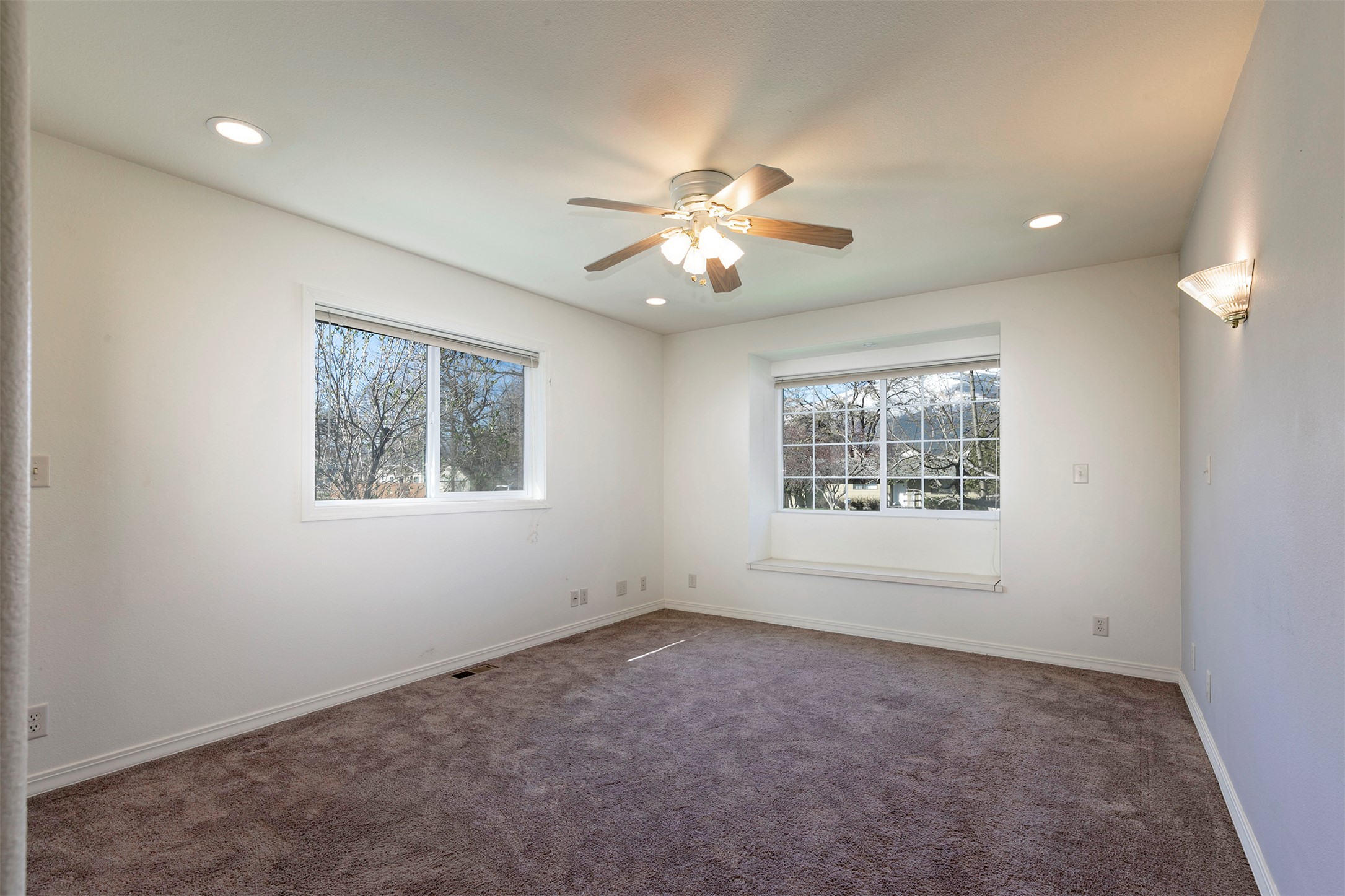 122 N 7th Street