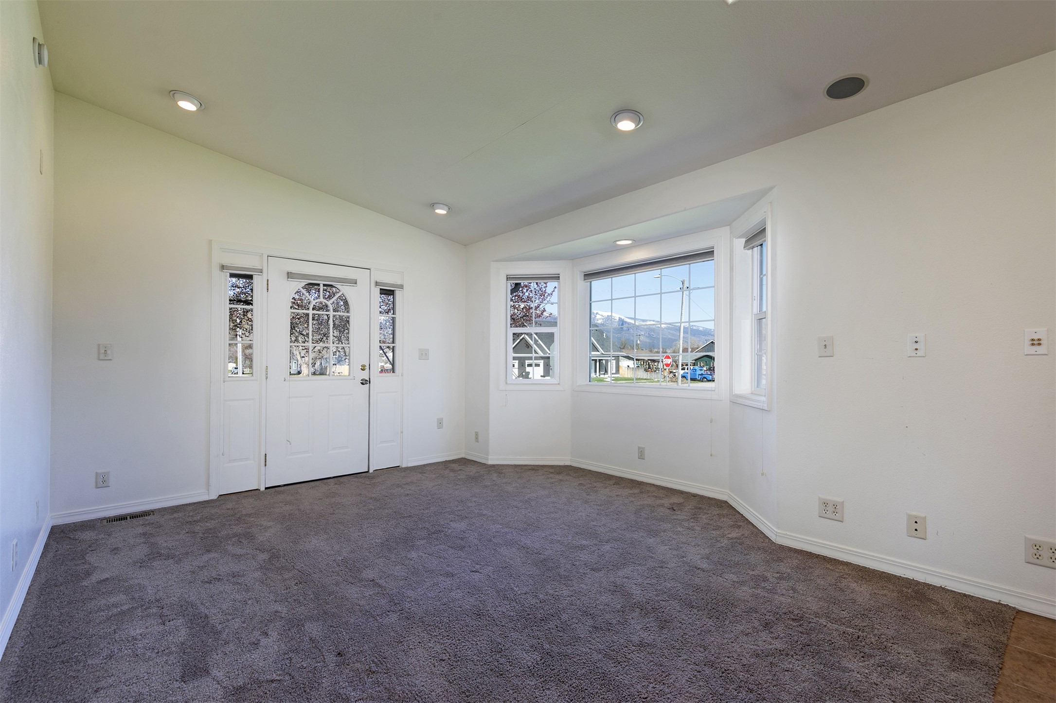 122 N 7th Street