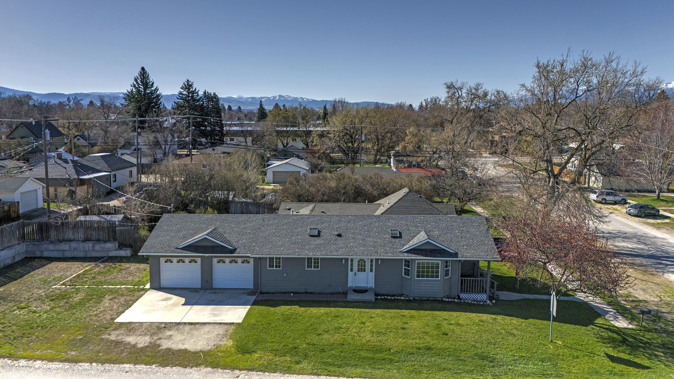 122 N 7th Street