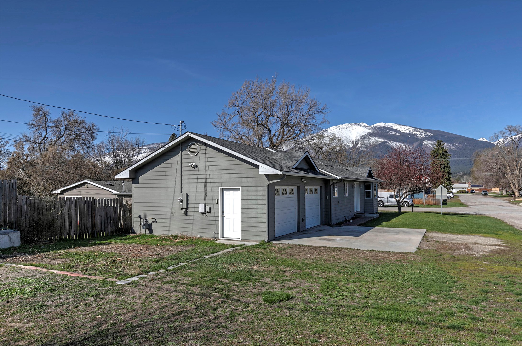 122 N 7th Street