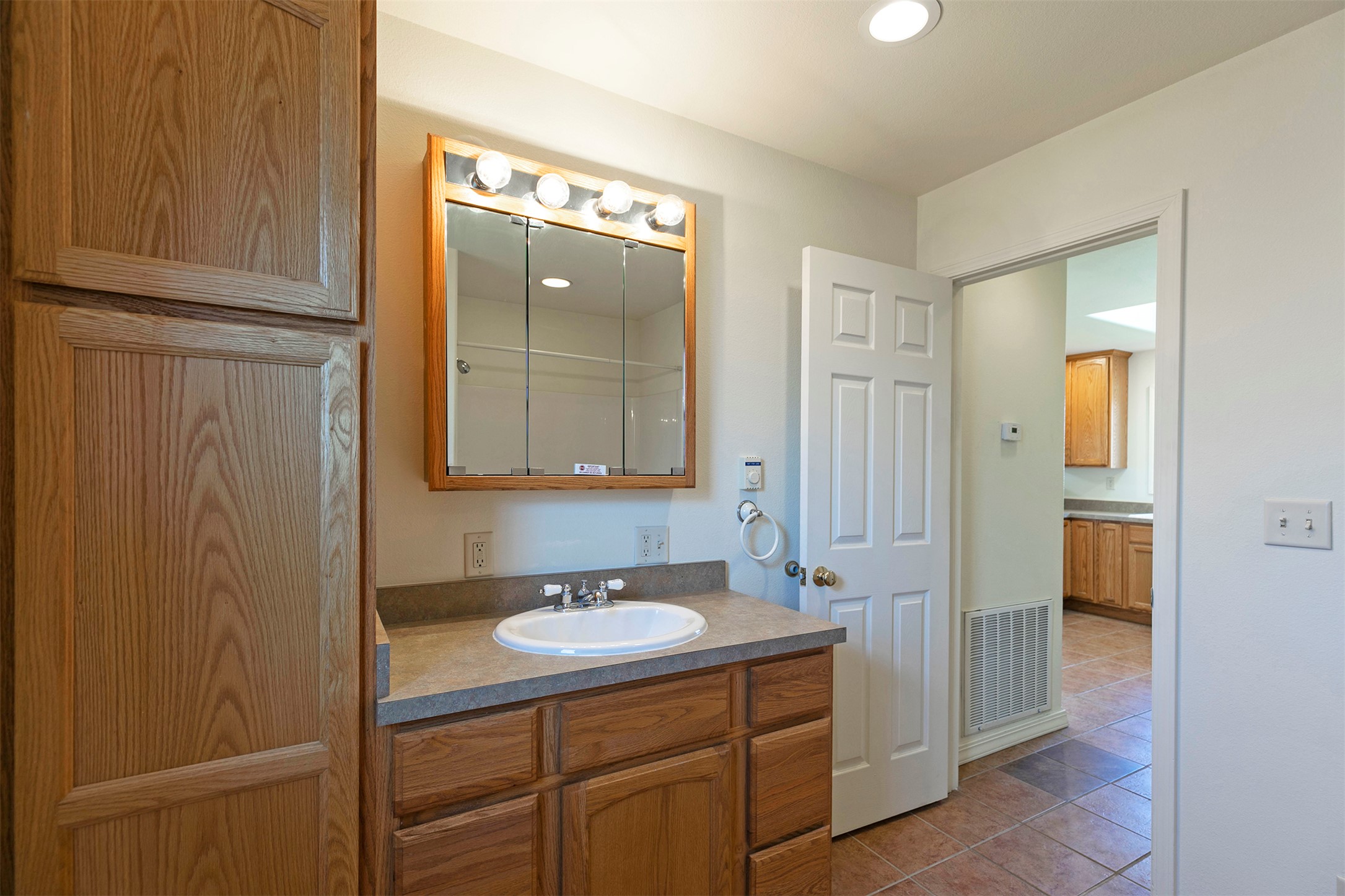 122 N 7th Street