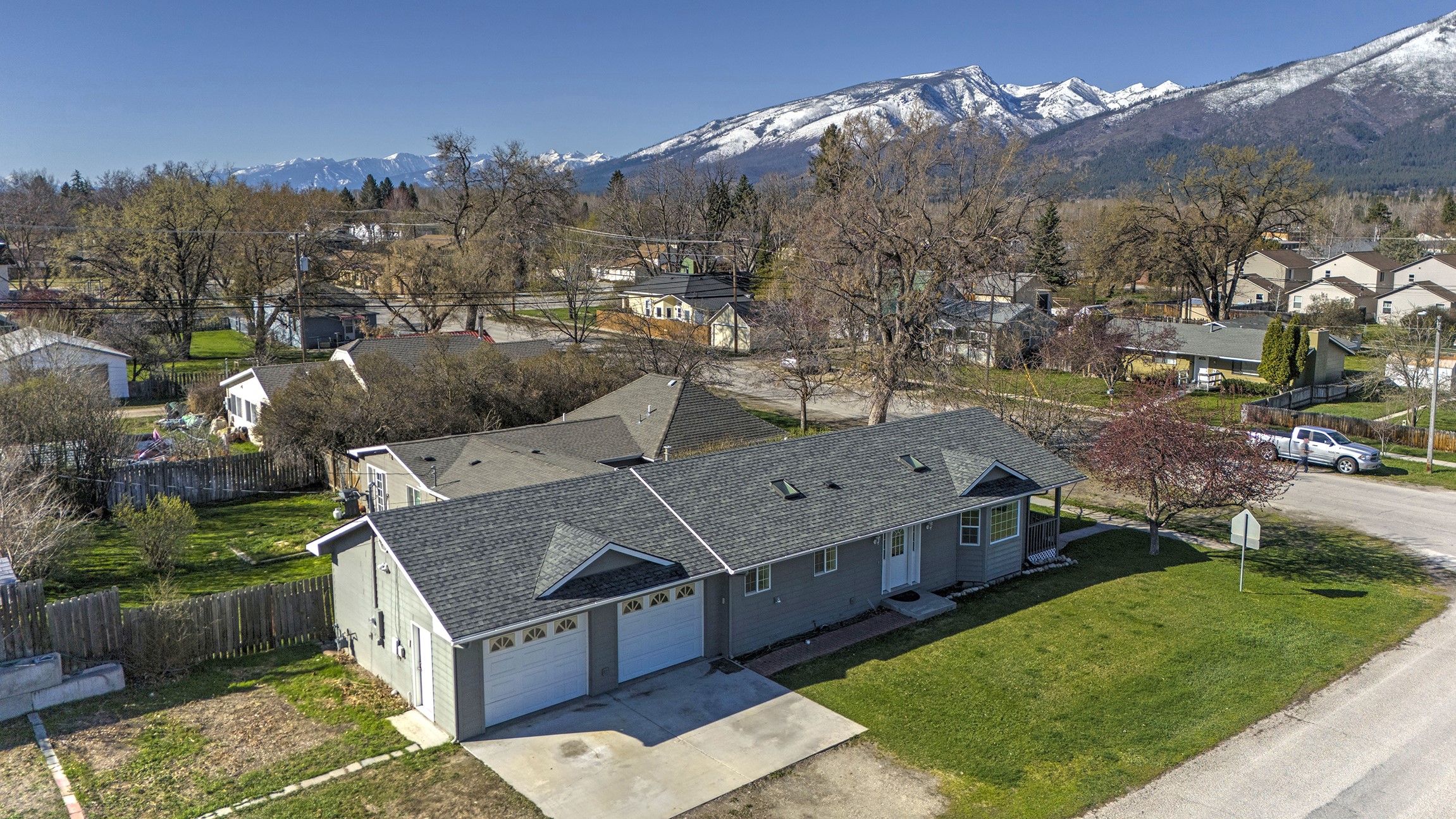122 N 7th Street