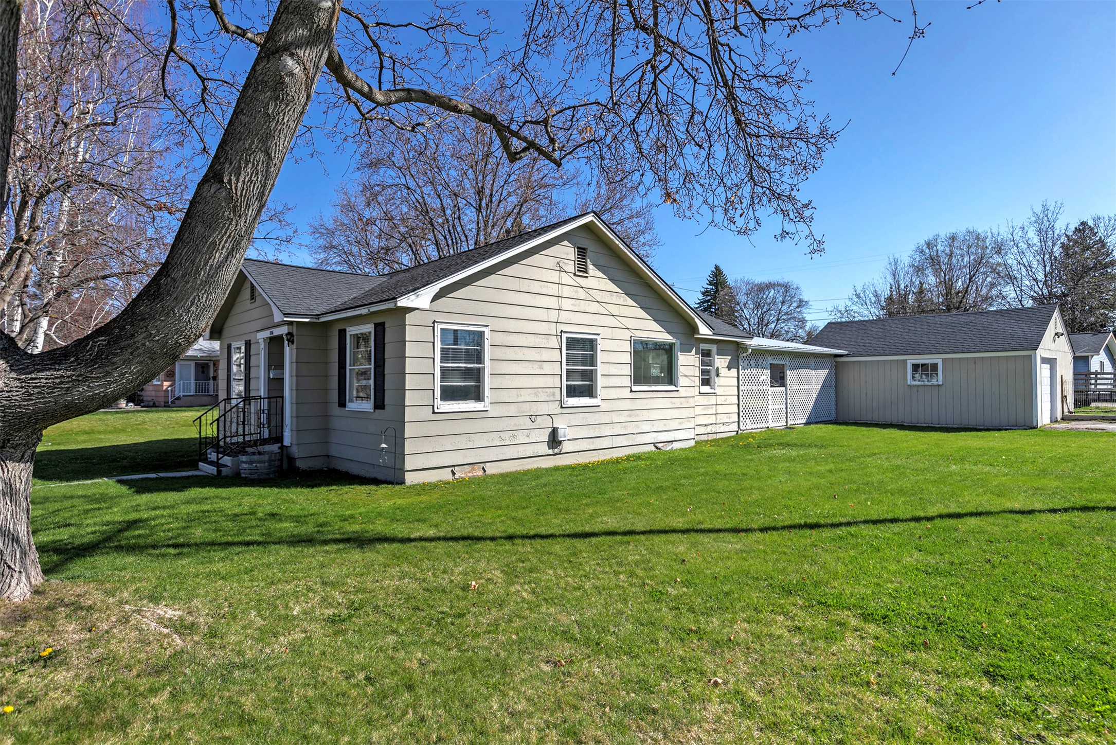 1006 S 3rd