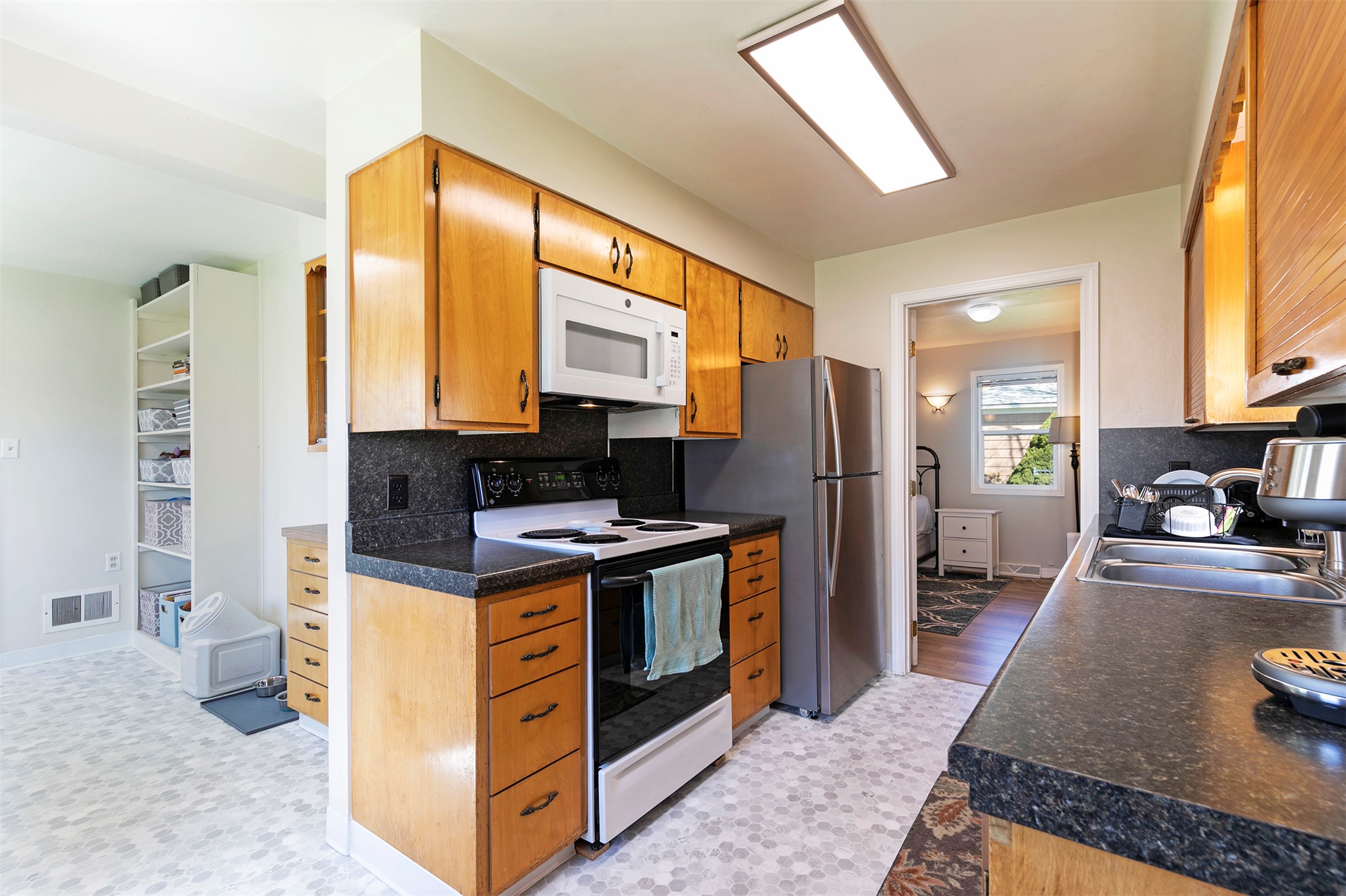 1006 S 3rd