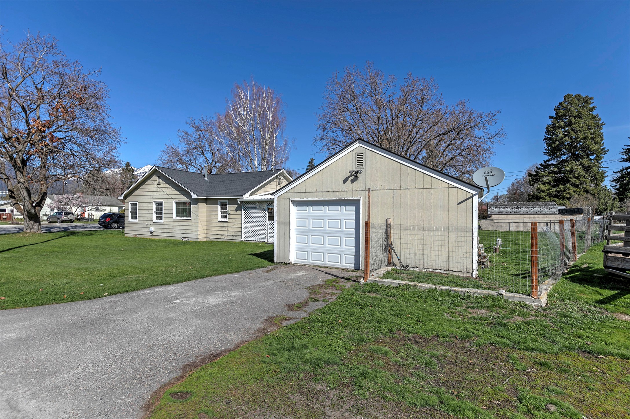 1006 S 3rd