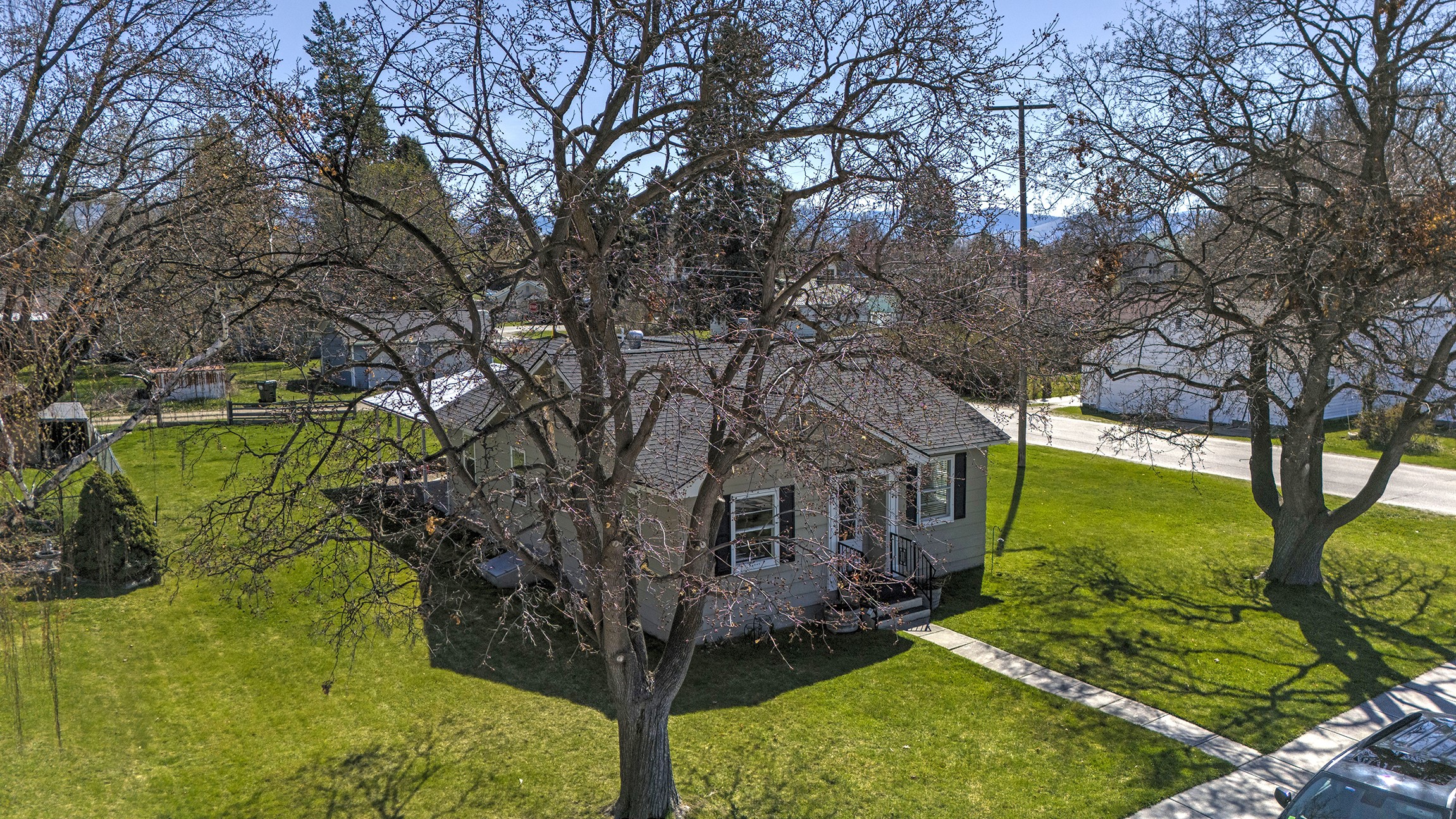 1006 S 3rd