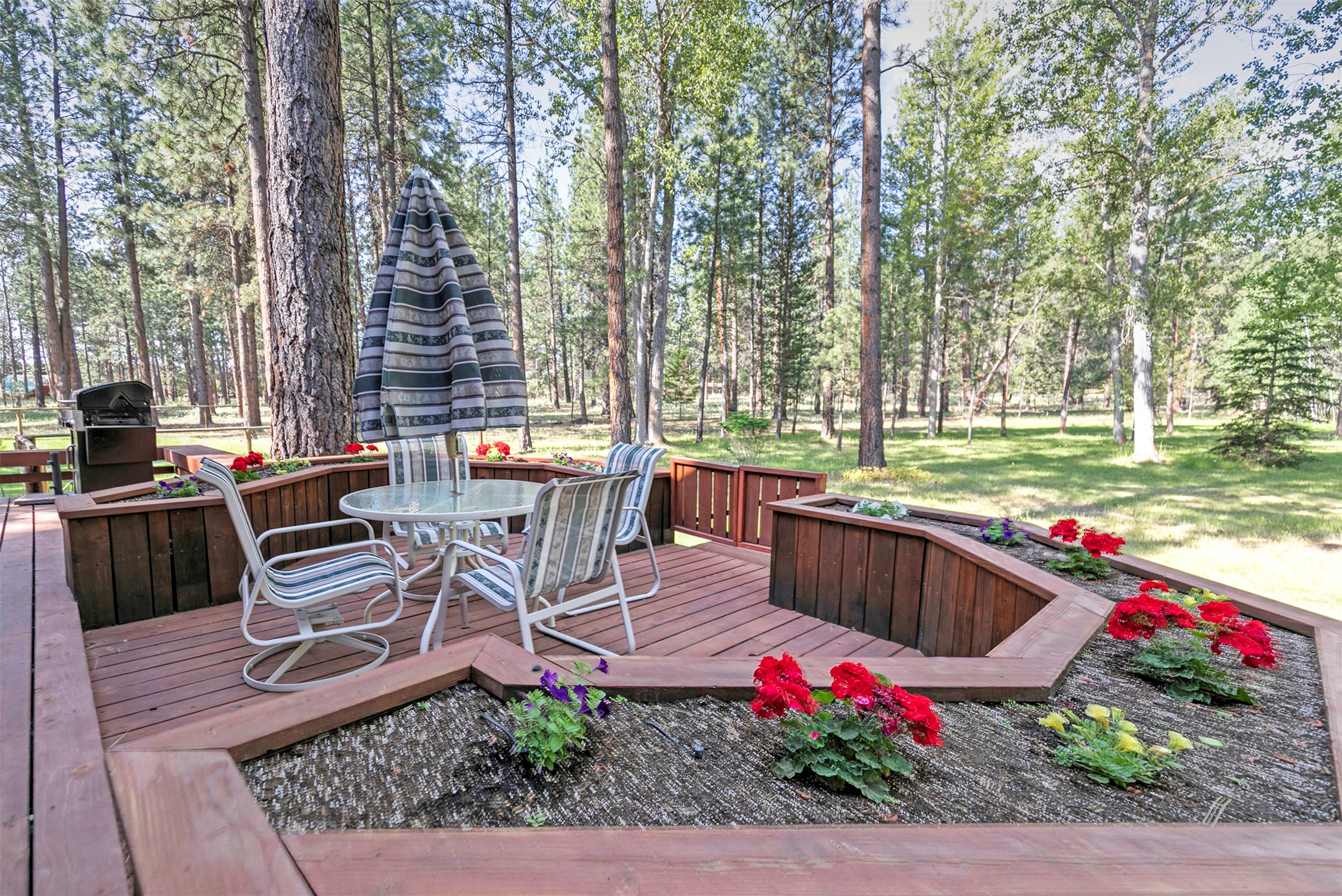 4037 Wakantanka Way