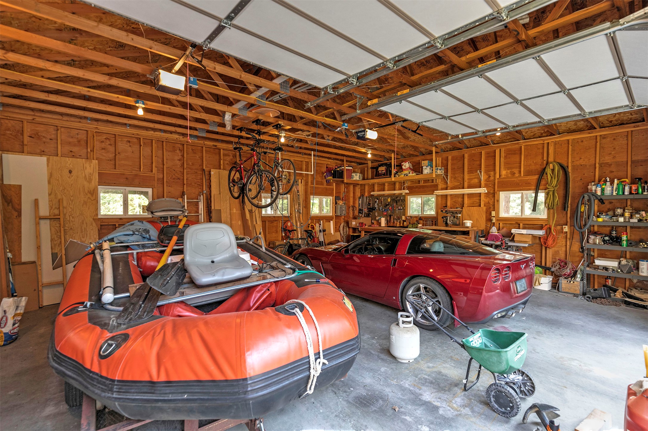 4037 Wakantanka Way