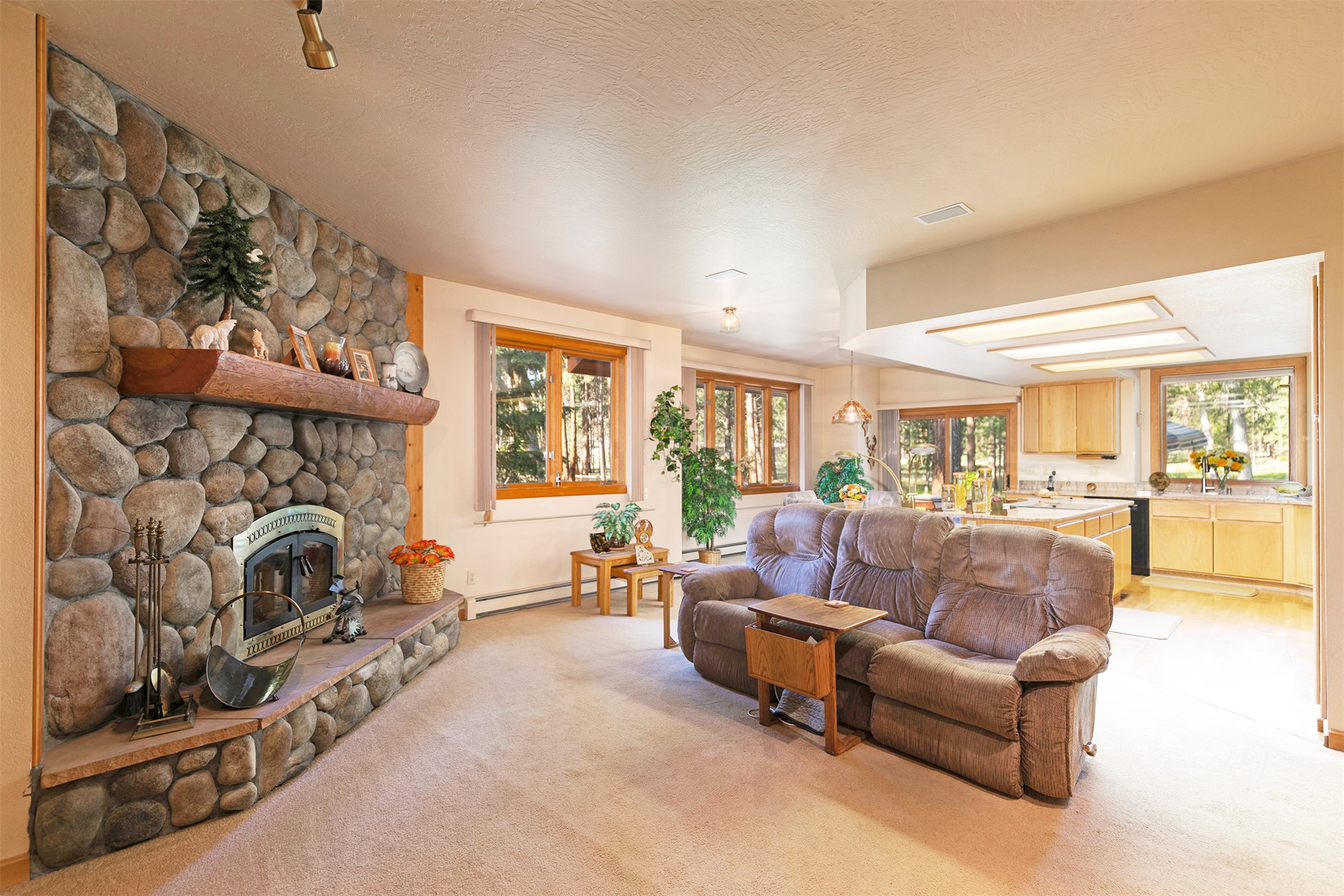 4037 Wakantanka Way