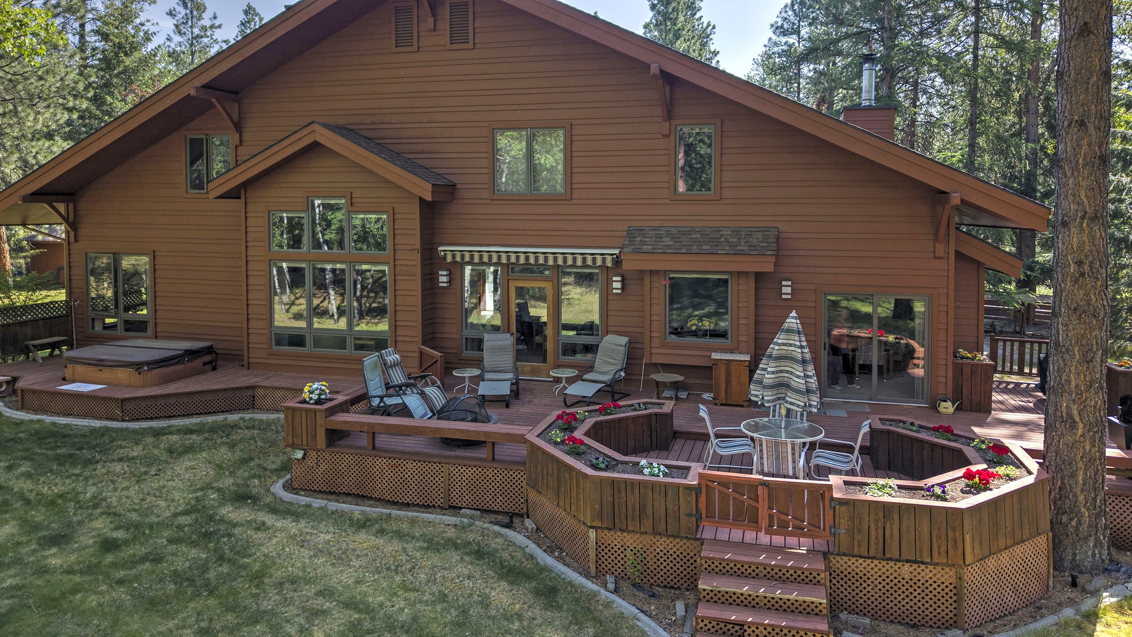 4037 Wakantanka Way