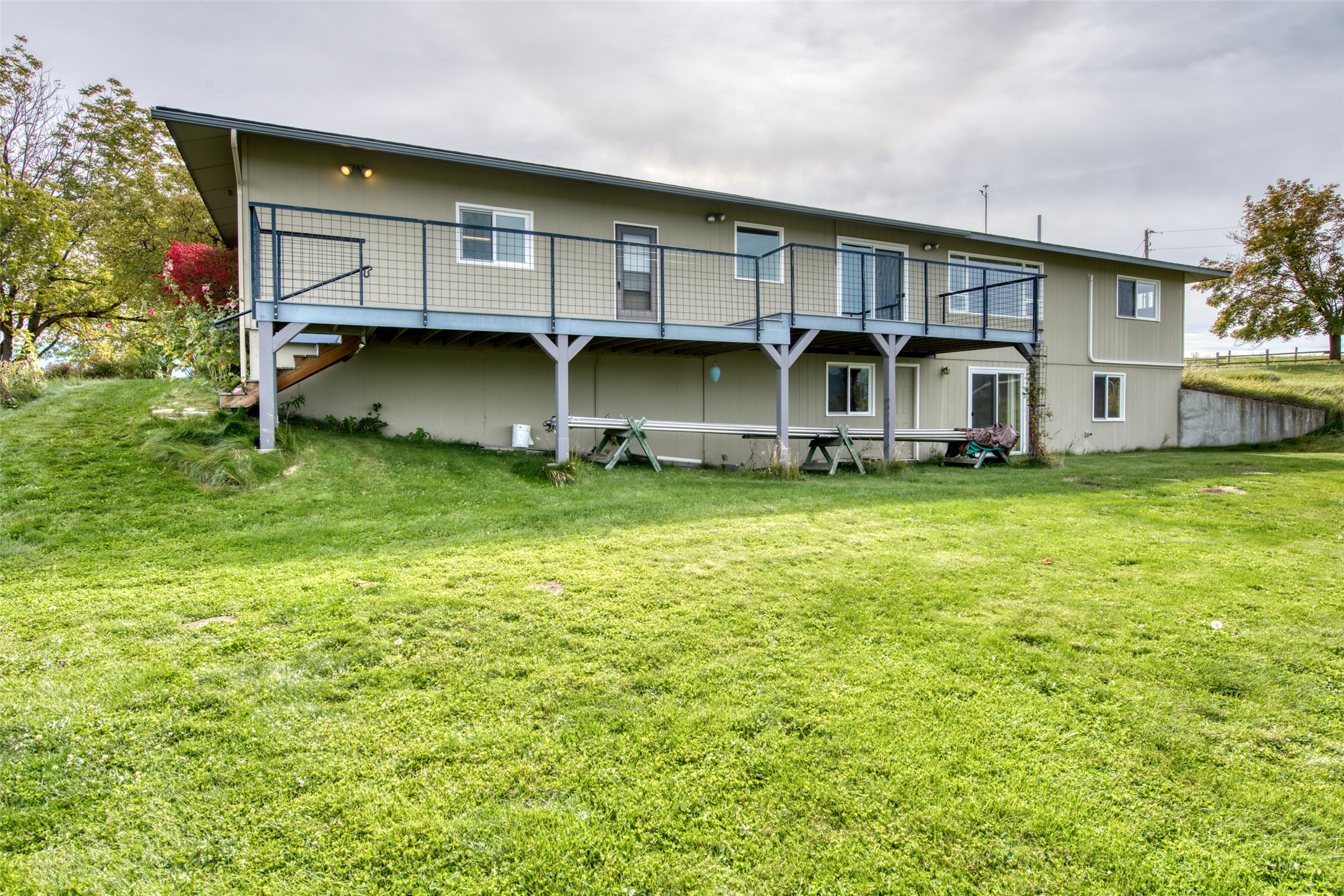 1435 & 1499 Holloran Lane