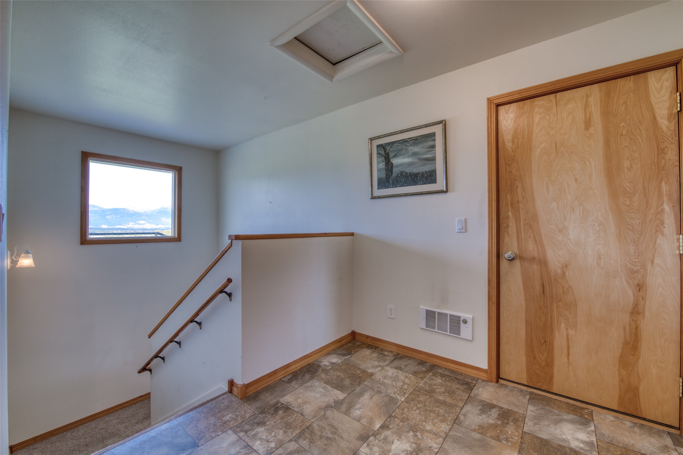 1435 & 1499 Holloran Lane