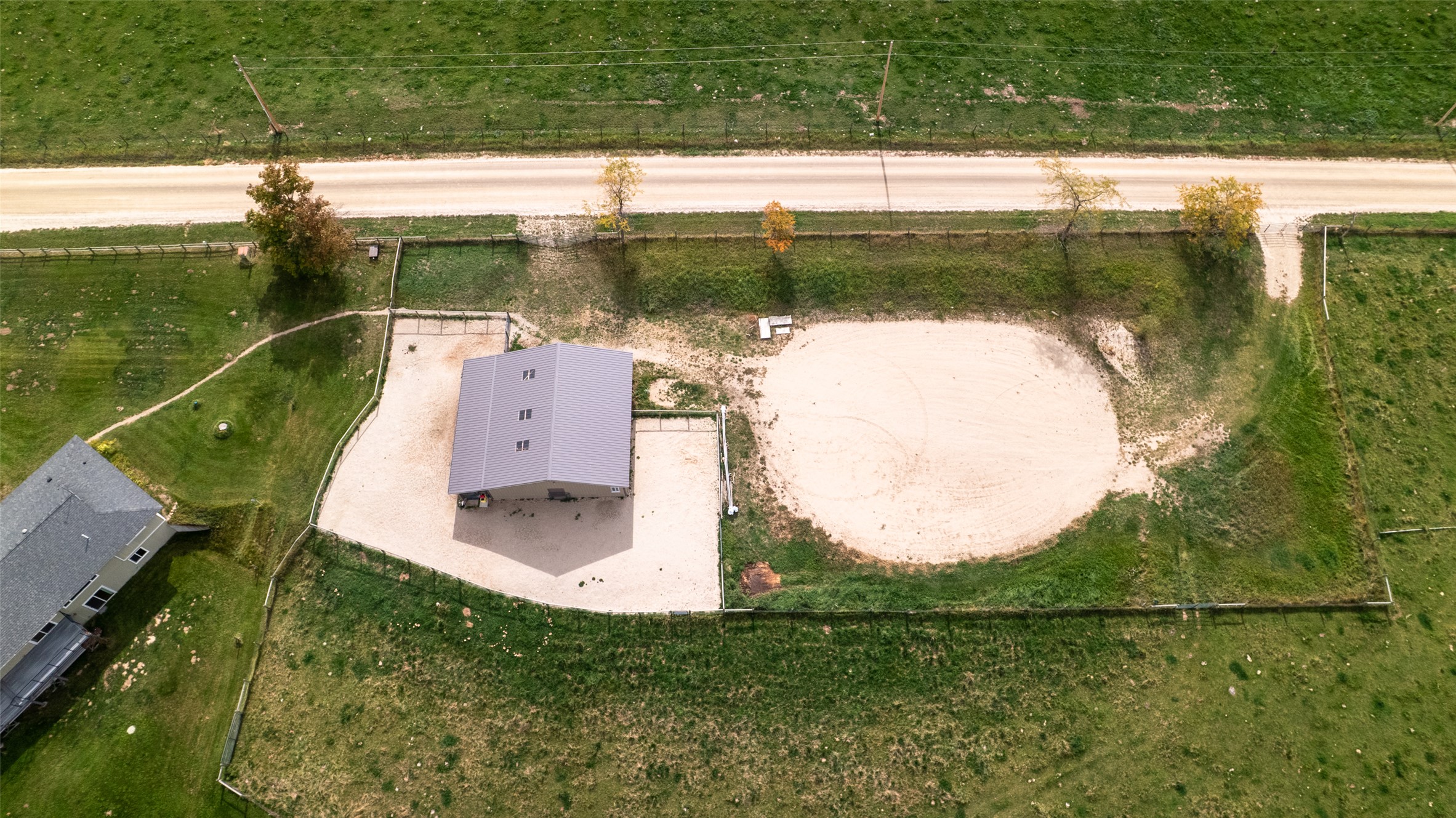 1435 & 1499 Holloran Lane