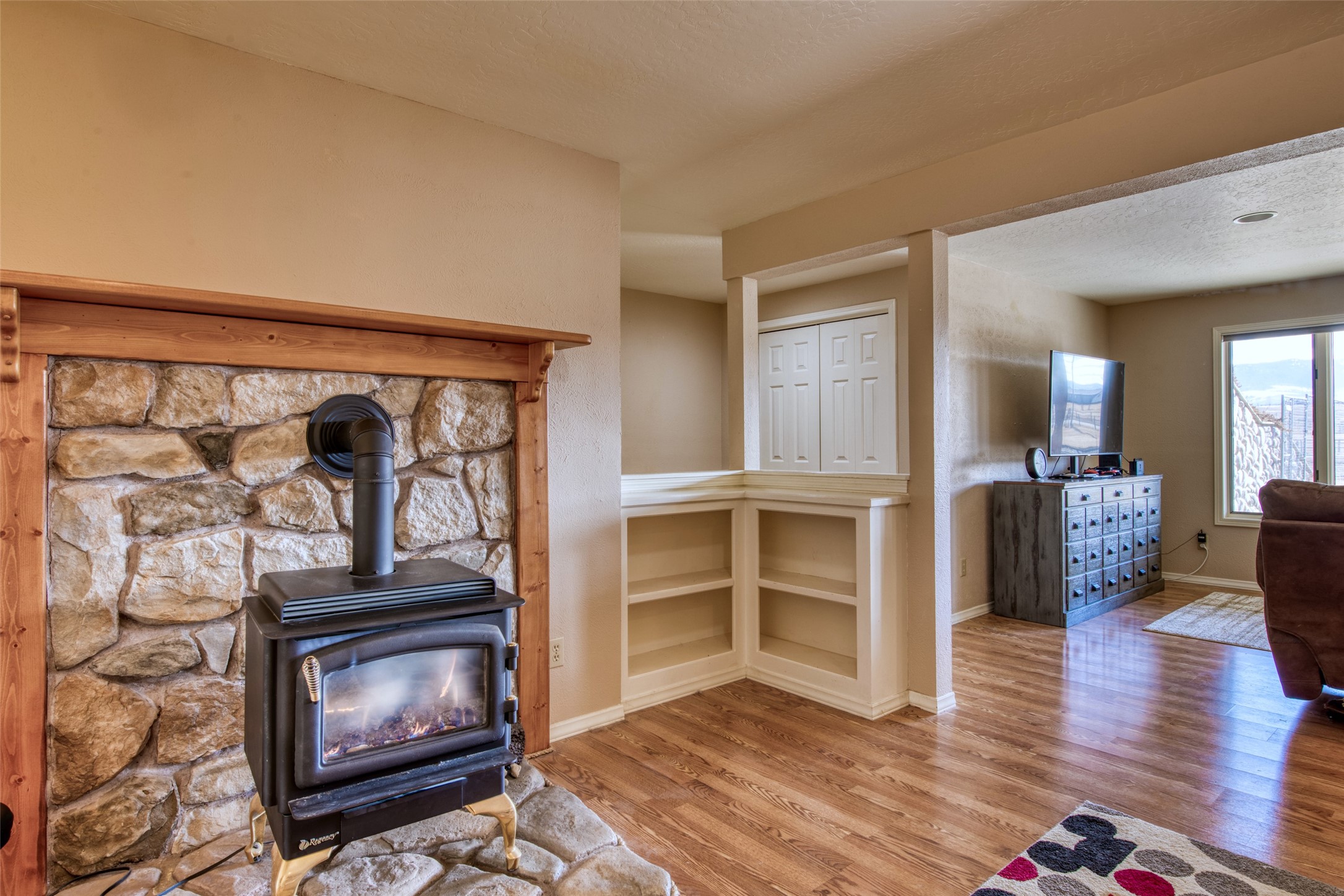 675 Warbler Lane