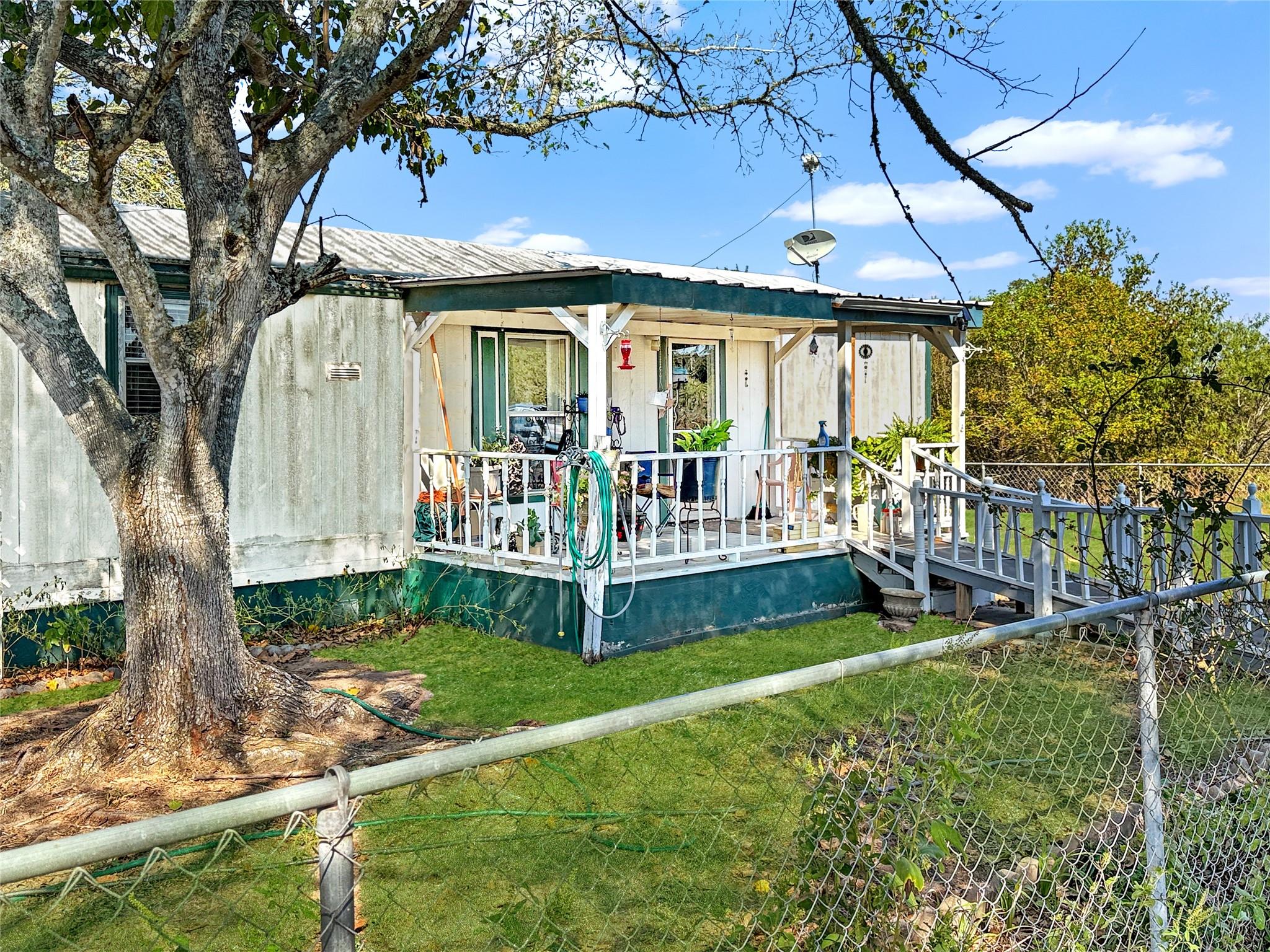 5108 Cowan Road