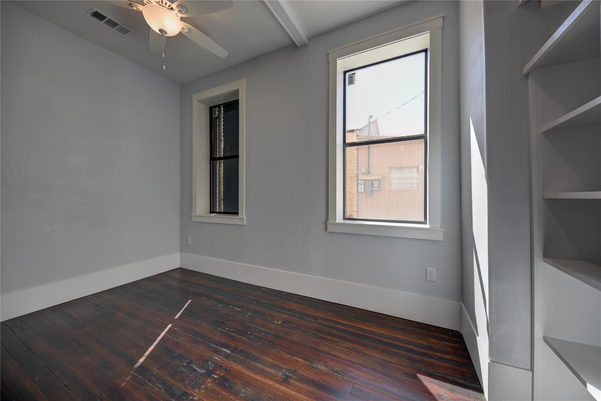 103 N Main # B