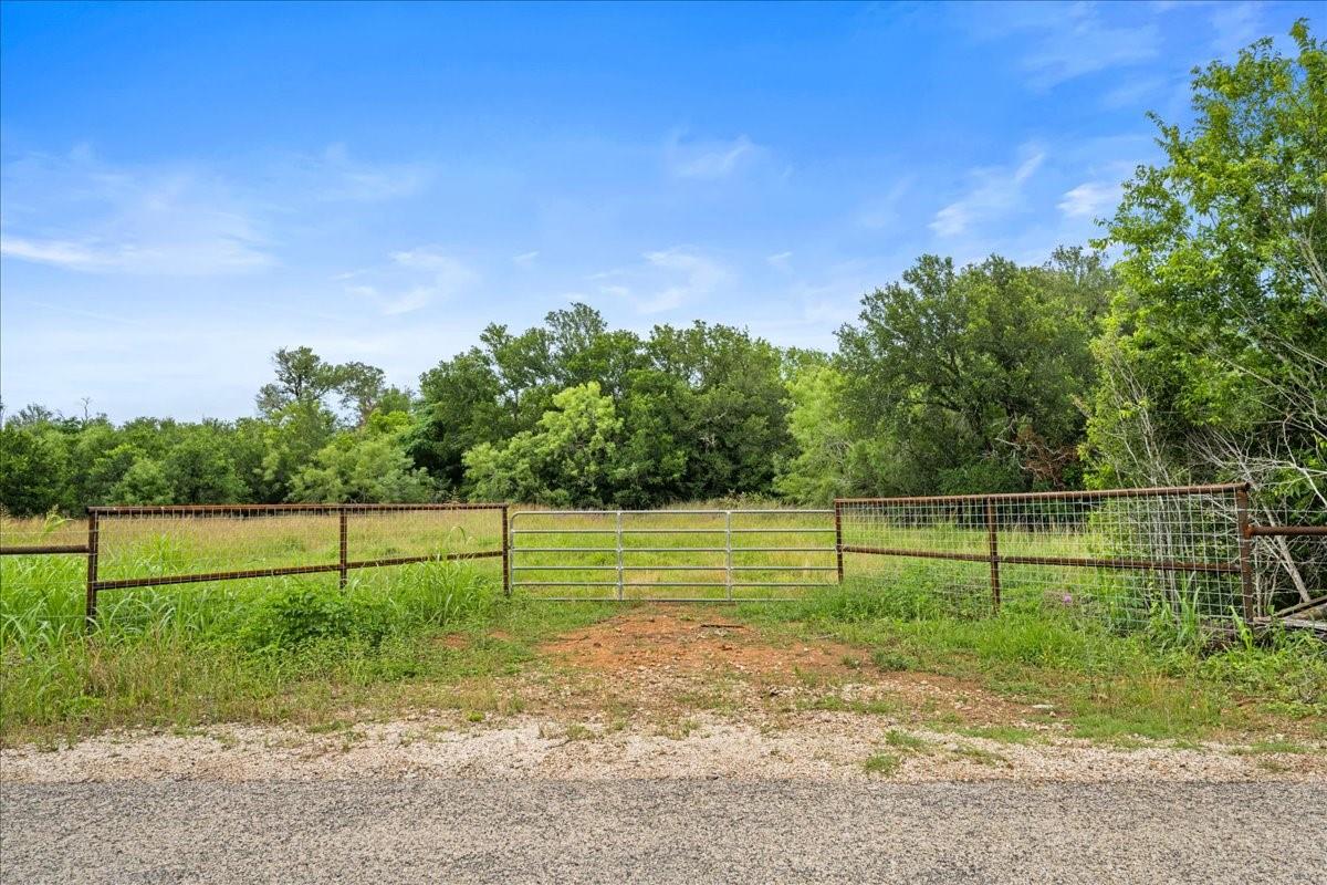 288 Charcoal Road