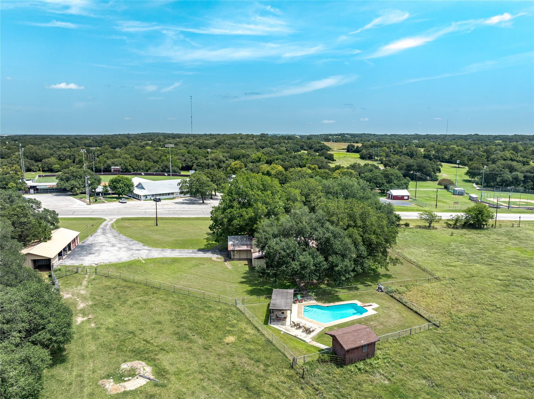 1226 E Us Highway 90