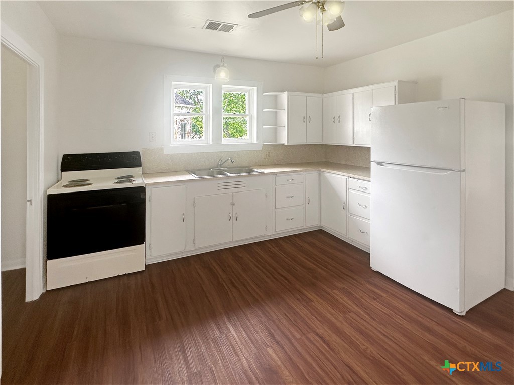 320 E South Main