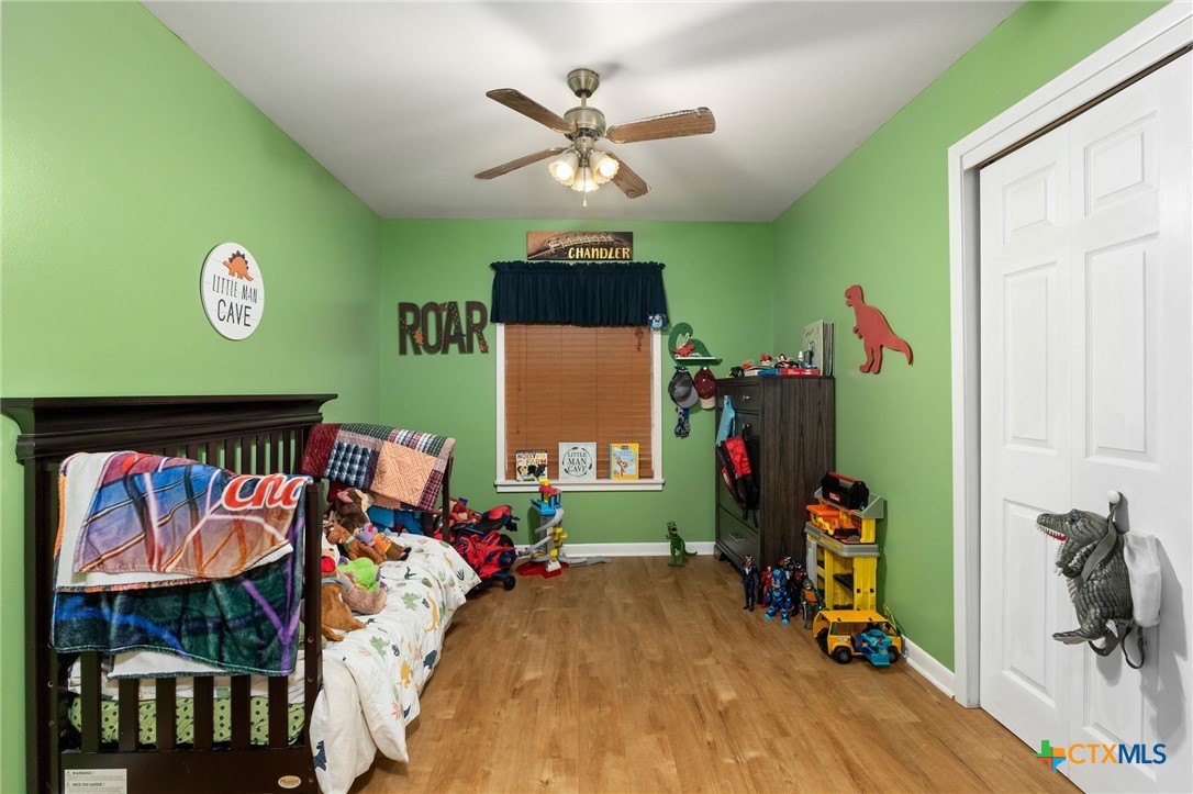 810 S Welhausen Avenue