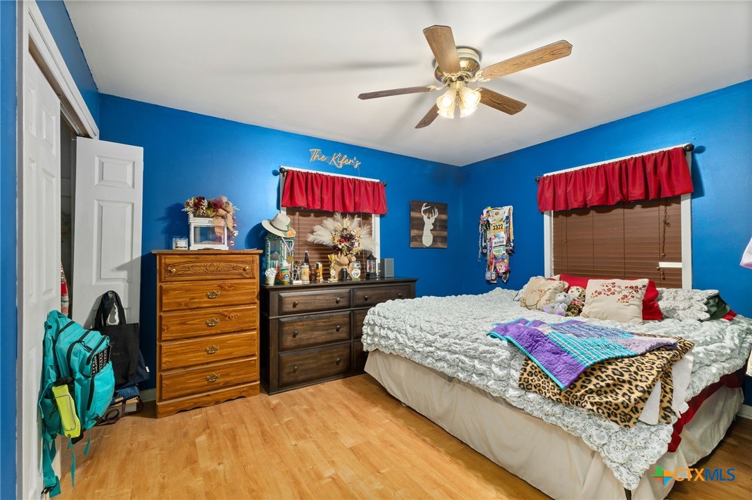 810 S Welhausen Avenue