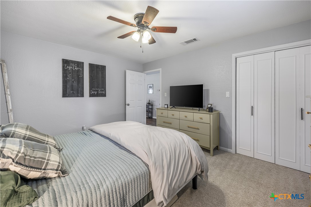 1603 W Fm 2237
