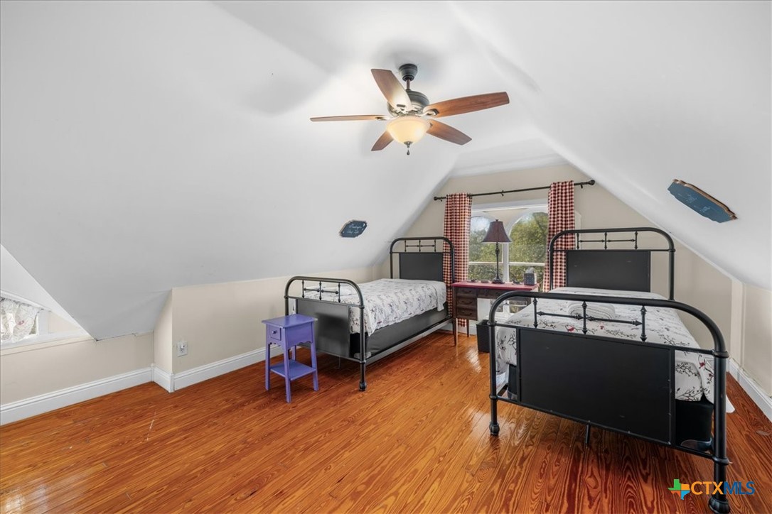 501 W Moore