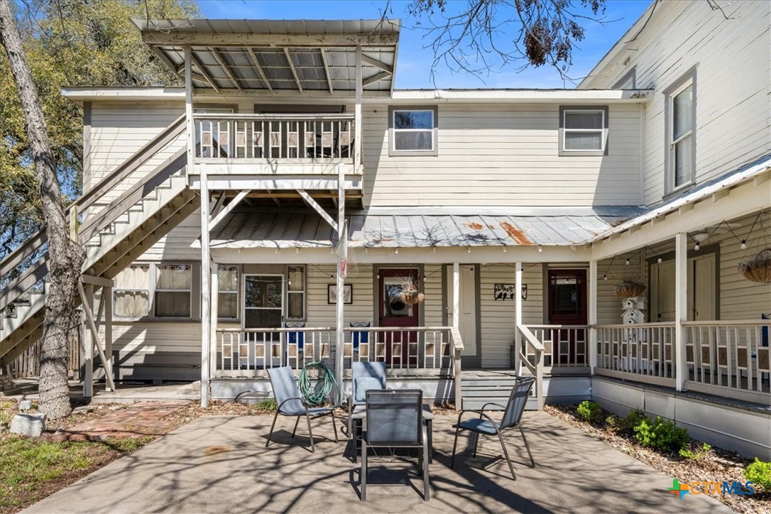 501 W Moore