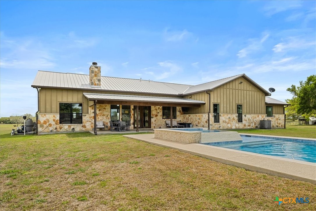 98 County Road 957b
