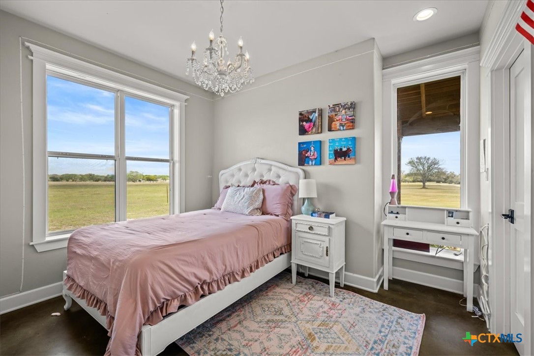 98 County Road 957b