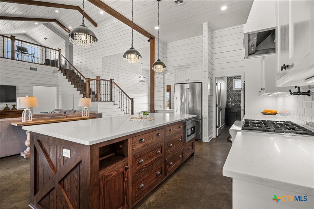 98 County Road 957b