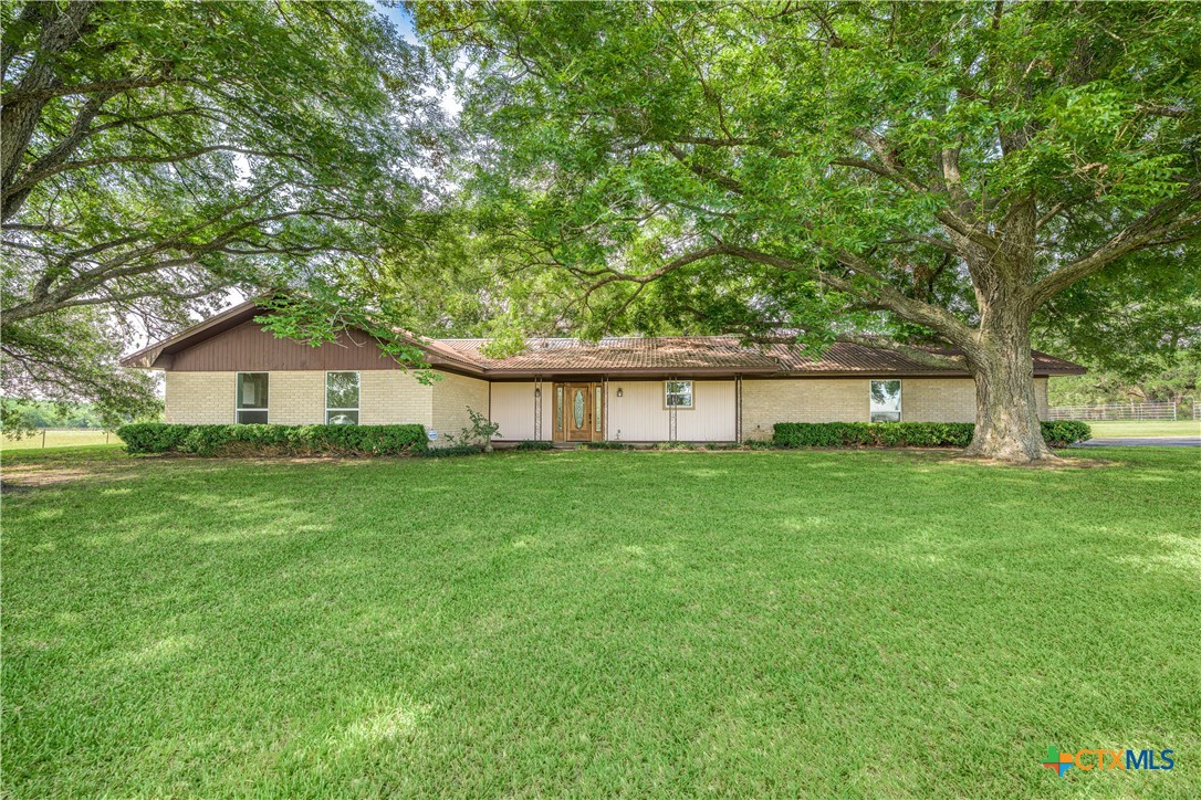 1226 E US Highway 90
