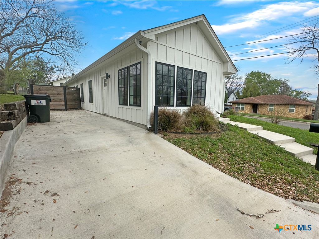 317 8th Street