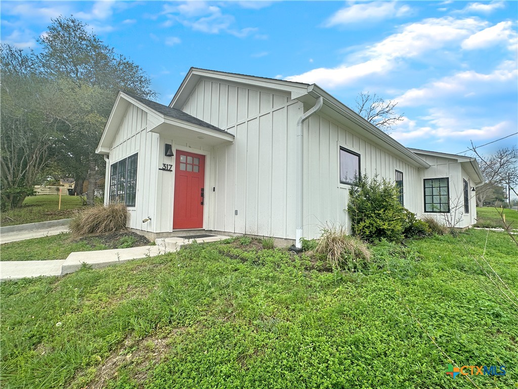317 8th Street