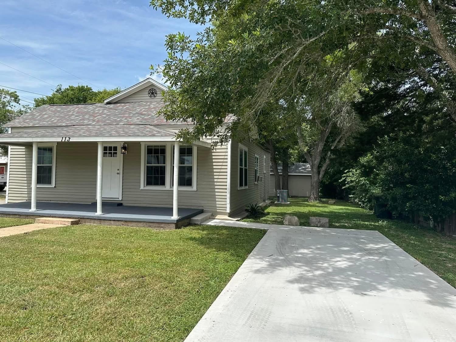 113 N Middle Street