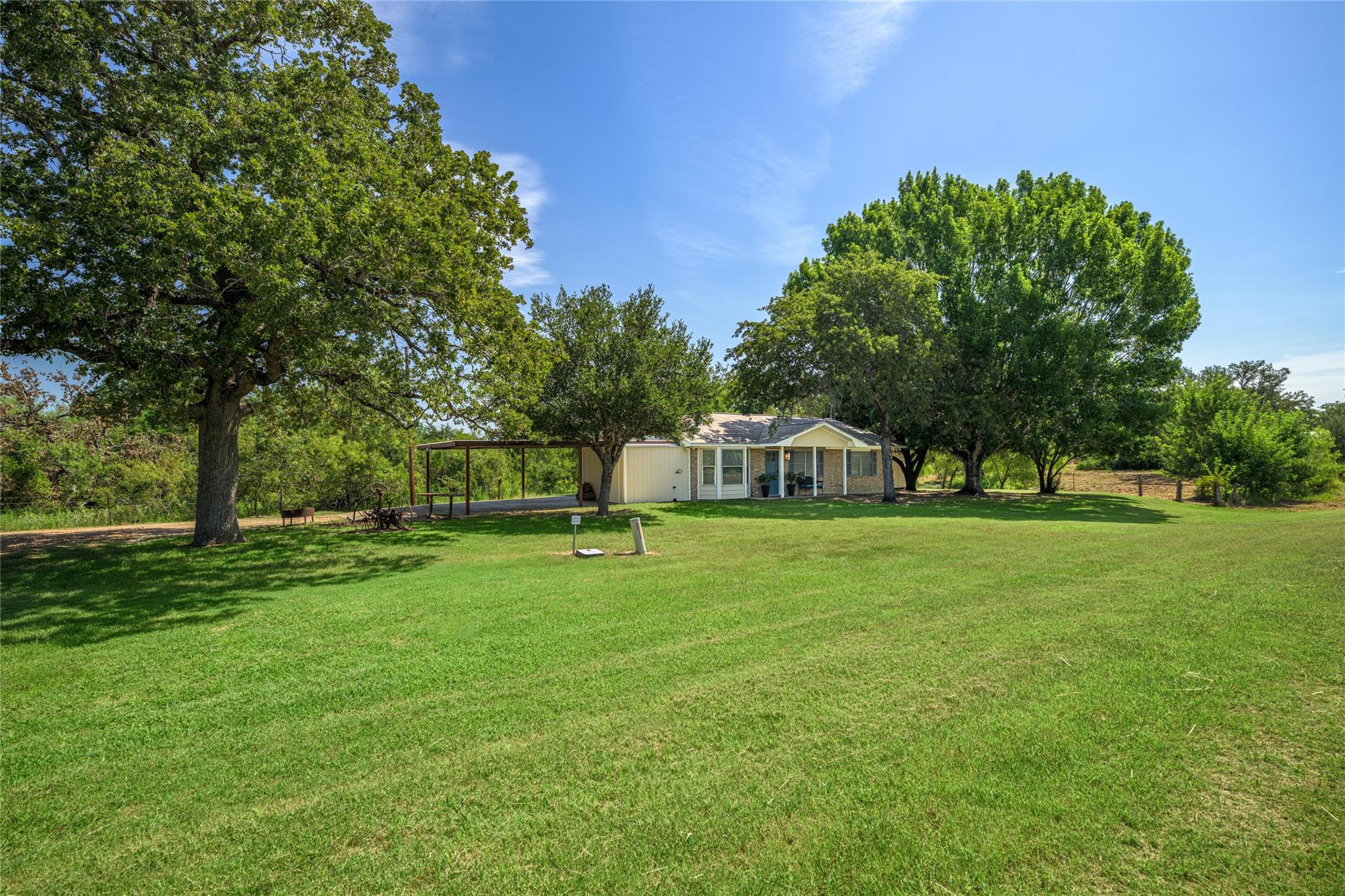 1603 W Fm 2237