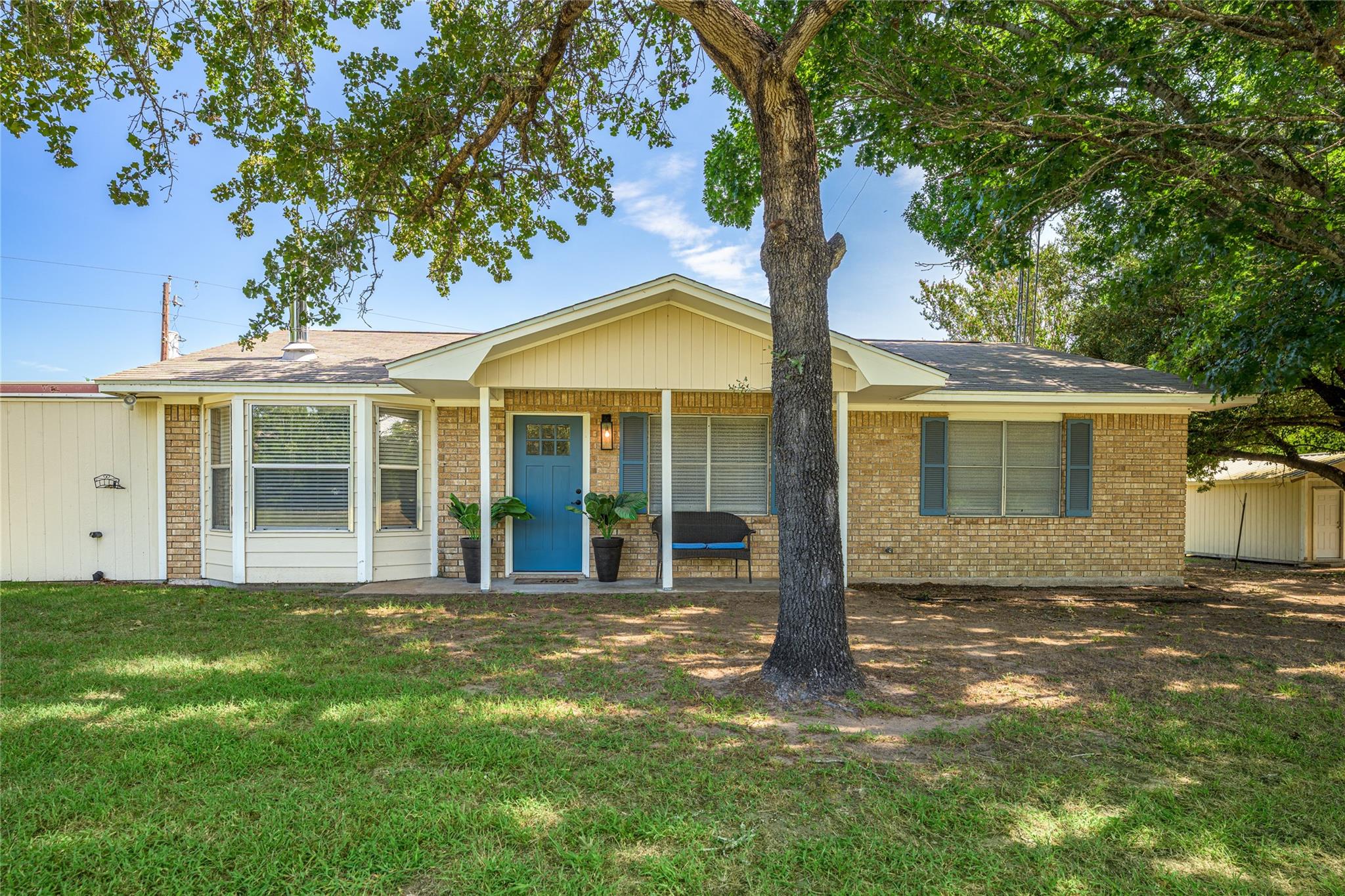 1603 W Fm 2237