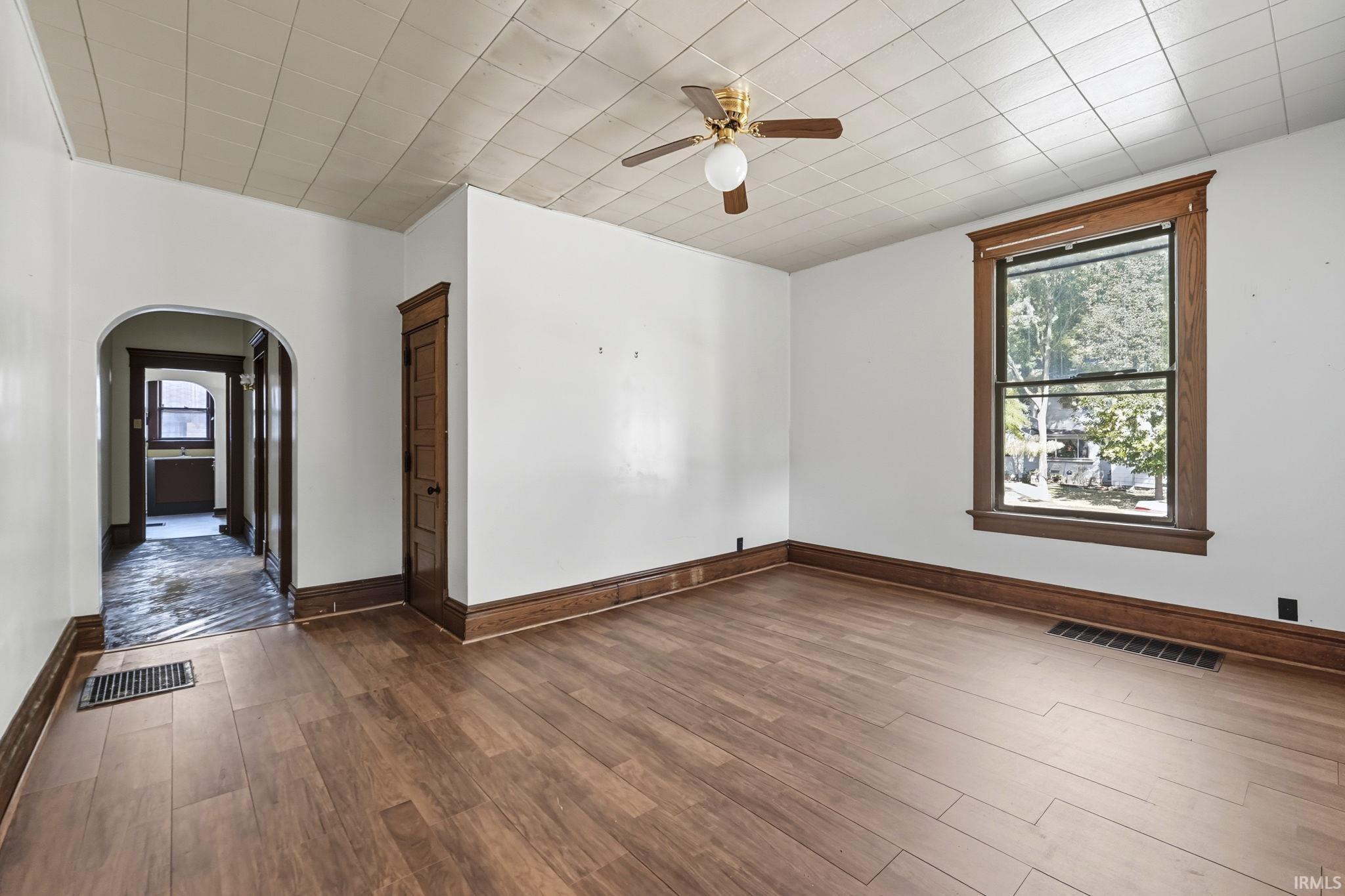 233 N 4th Street