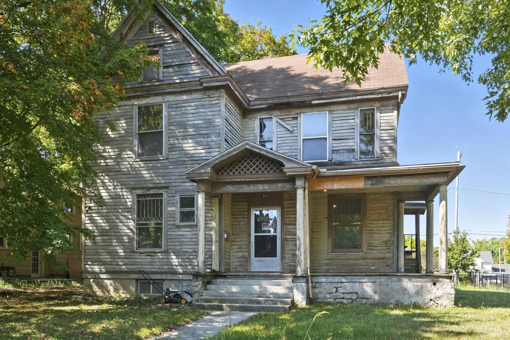 233 N 4th Street
