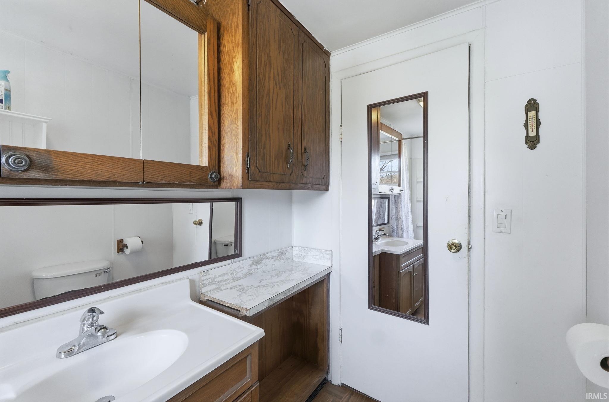 901 S Indiana Avenue