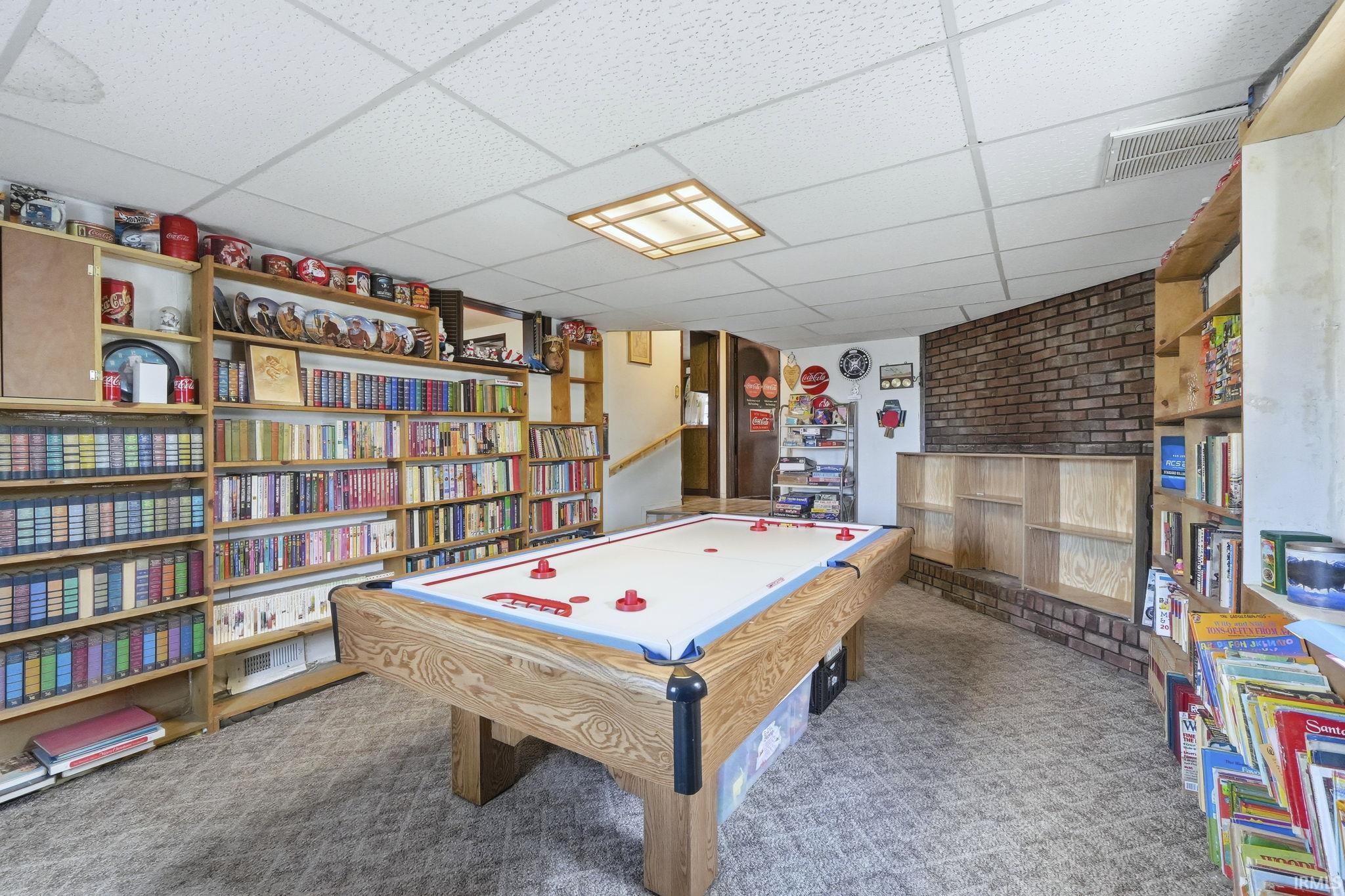 901 S Indiana Avenue